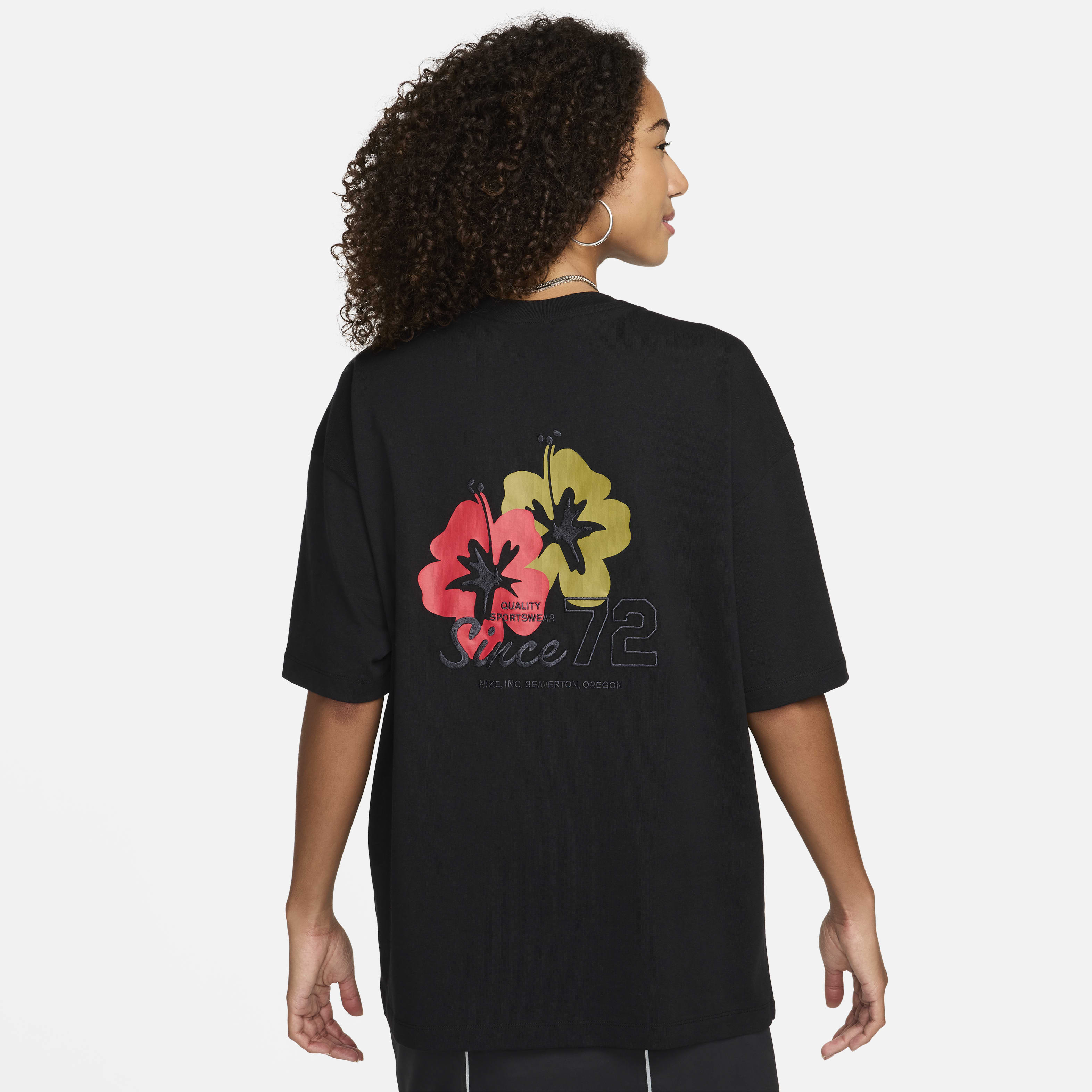 Nike Sportswear Women's Oversized T-Shirt