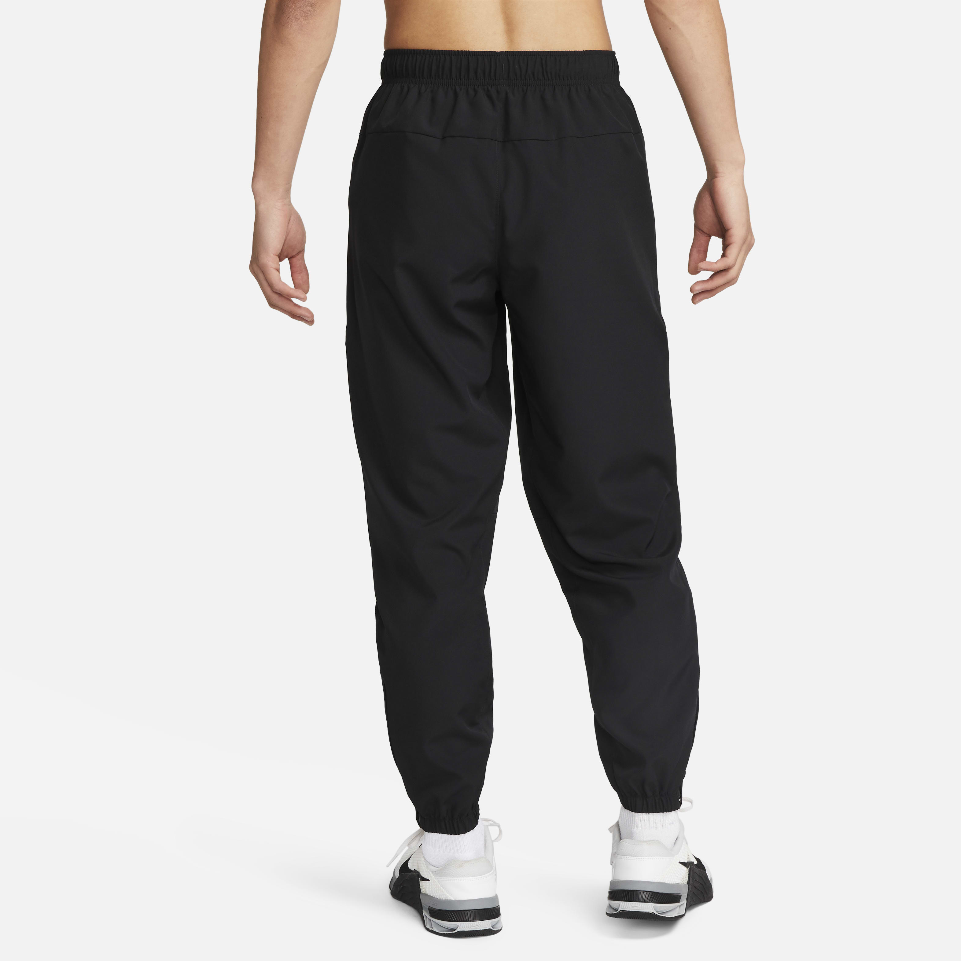 Nike Form Men's Dri-FIT Tapered Versatile Pants