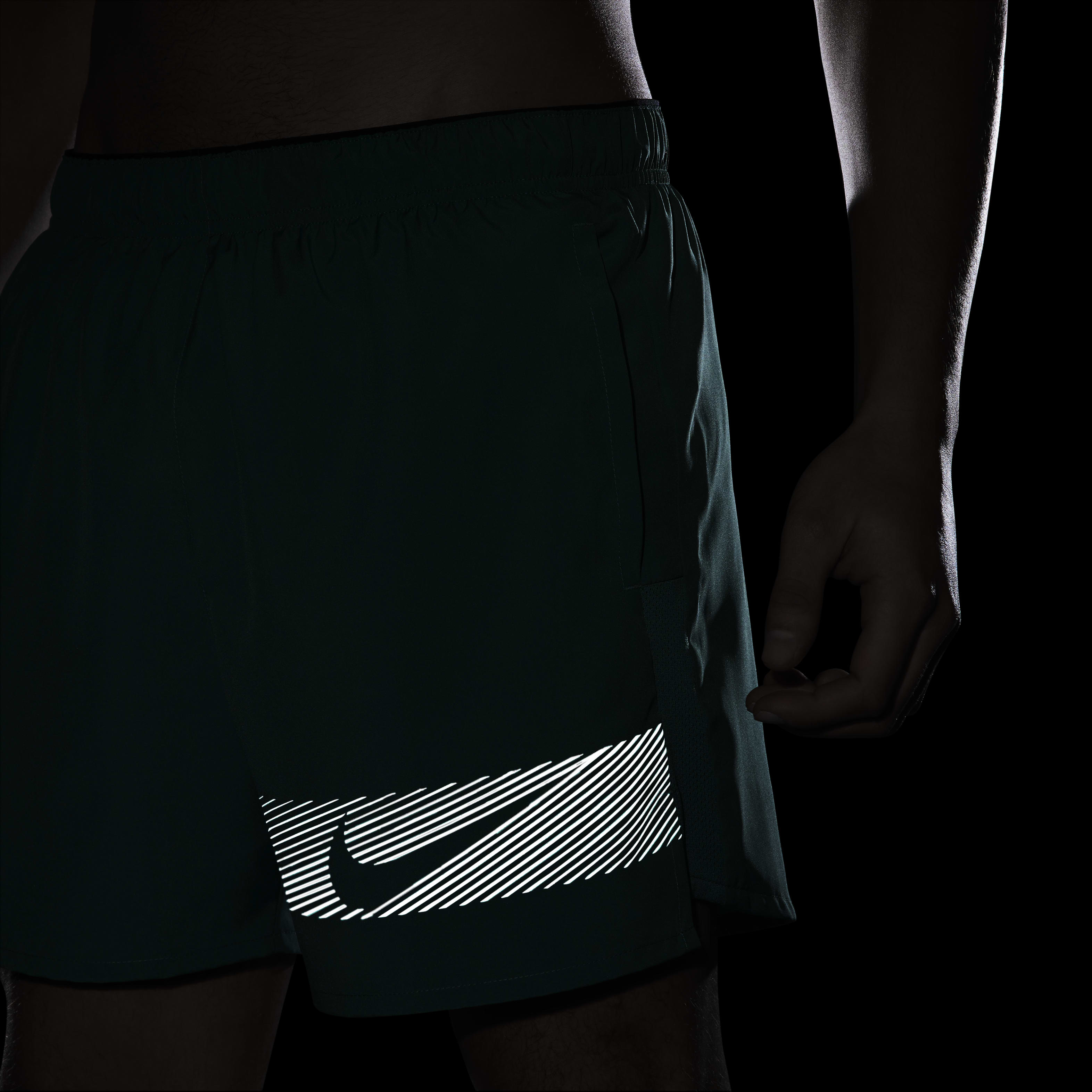 Nike Challenger Flash Men's Dri-FIT 5" Brief-Lined Running Shorts