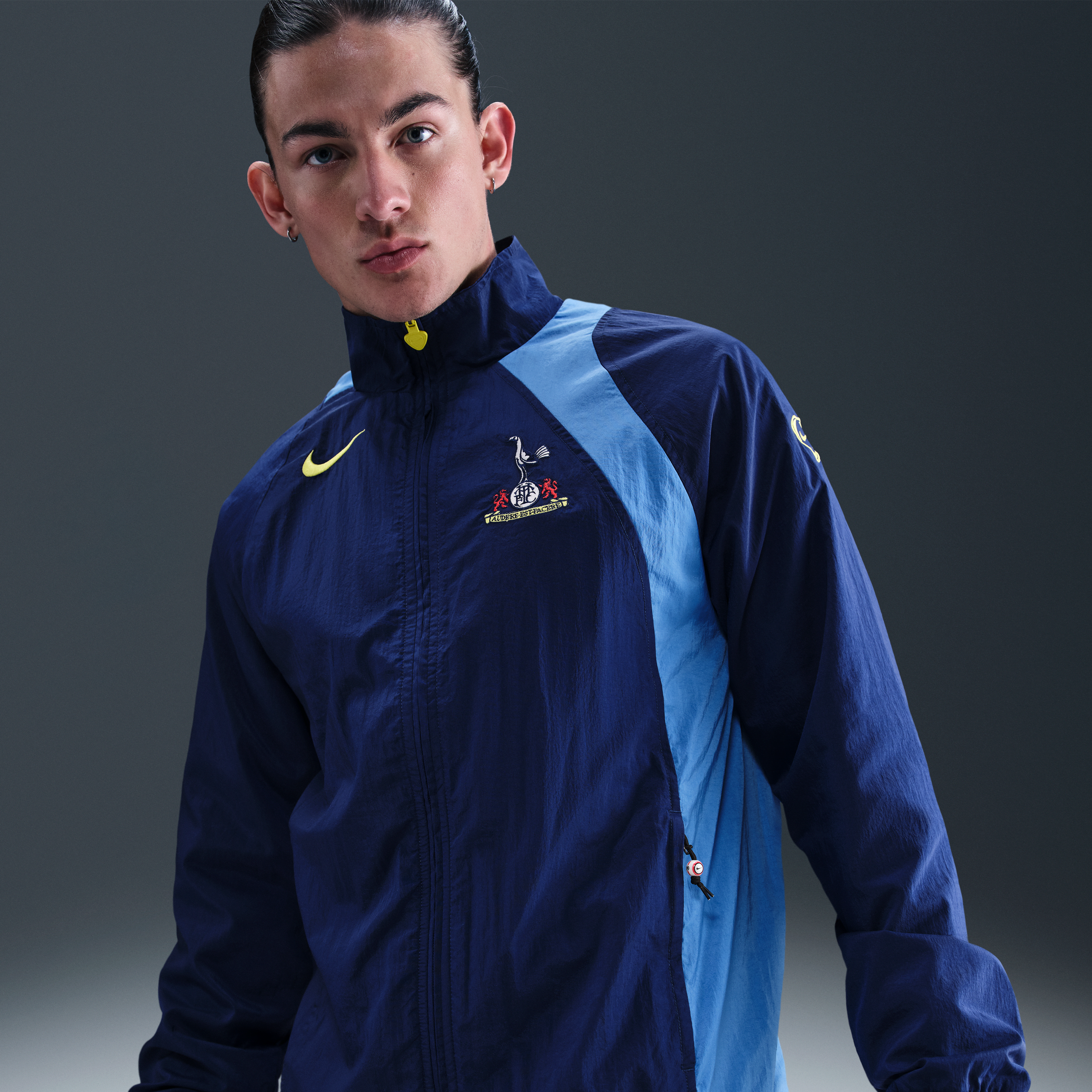 Tottenham Hotspur Men's Nike Soccer Total 90 Track Jacket