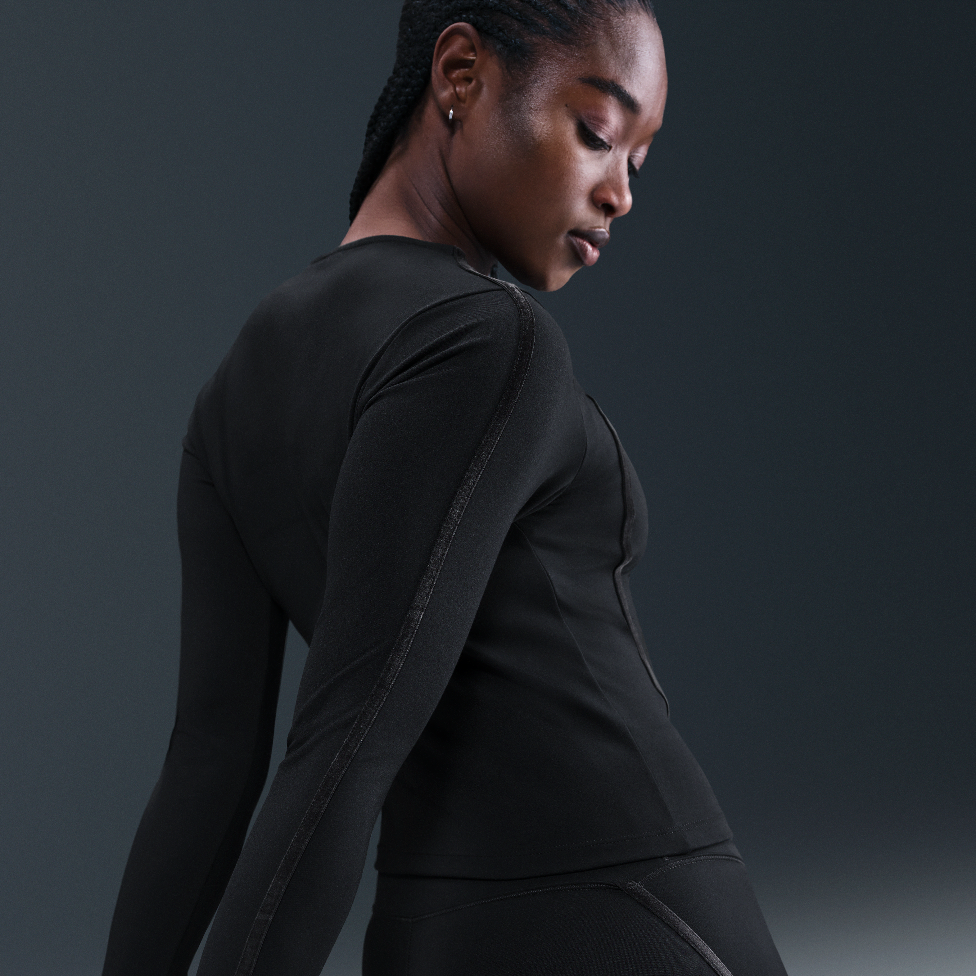 Nike One Fitted Women's Dri-FIT Long-Sleeve Top