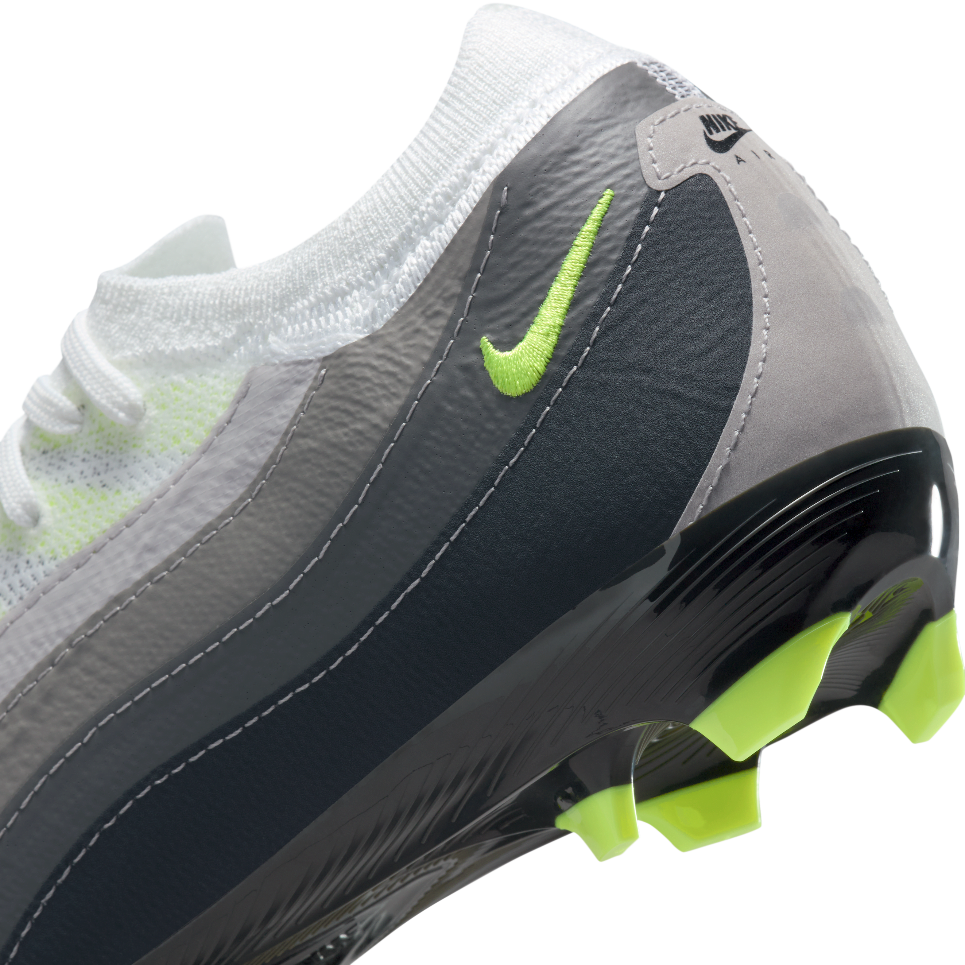 Nike Jr. Mercurial Vapor 16 Pro SE Little/Big Kids' Firm-Ground Low-Top Soccer Cleats