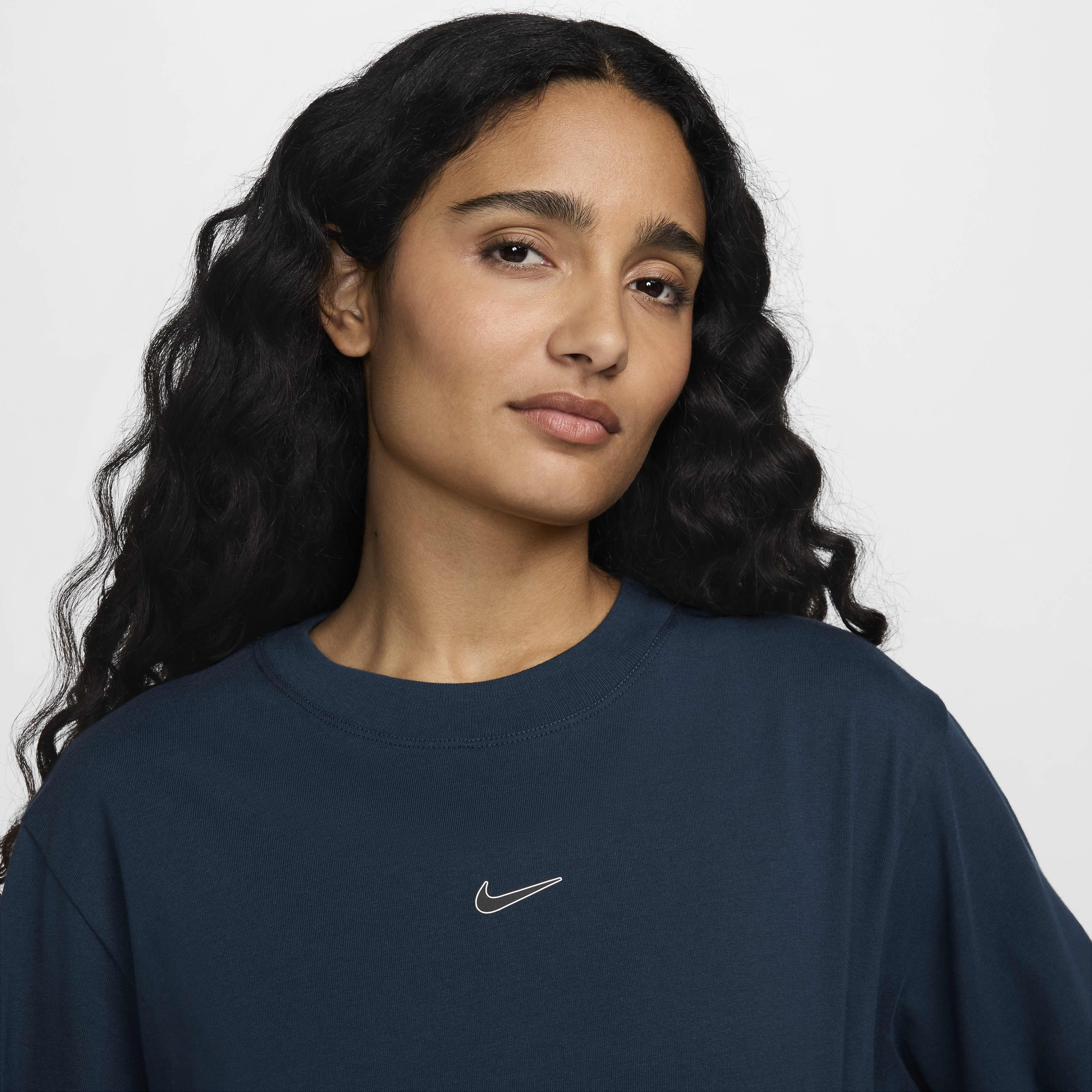 Nike Sportswear Women's Loose Long-Sleeve T-Shirt