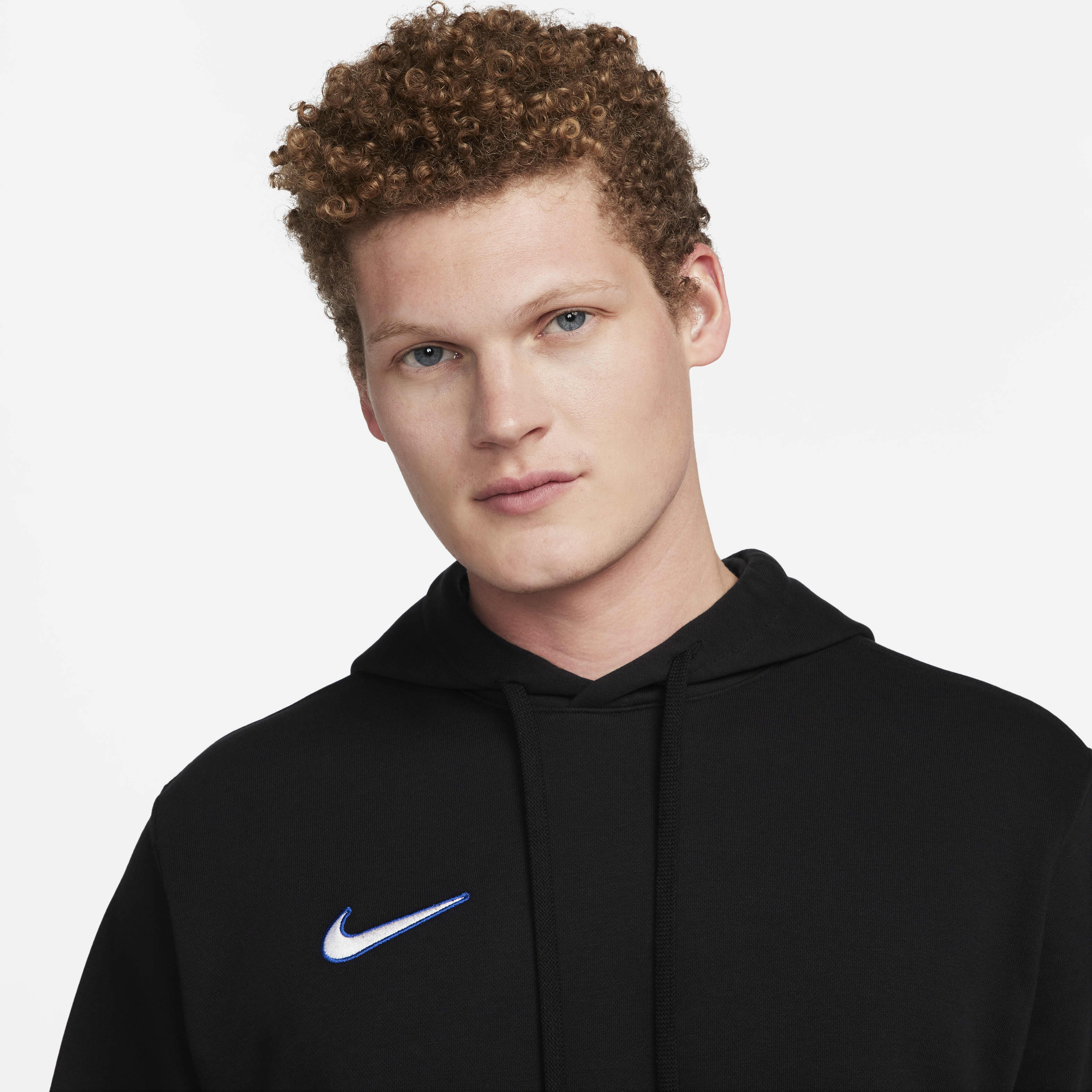 Nike Club Men's Pullover French Terry Soccer Hoodie