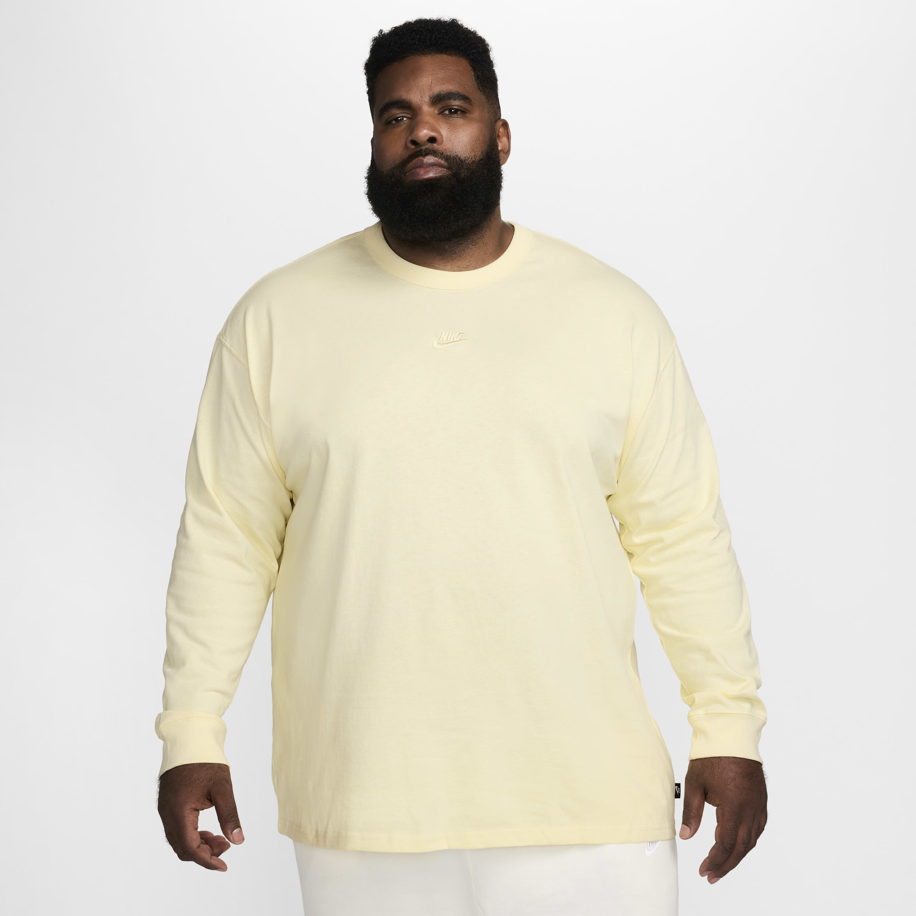 Nike Sportswear Premium Essentials Men's Long-Sleeve T-Shirt