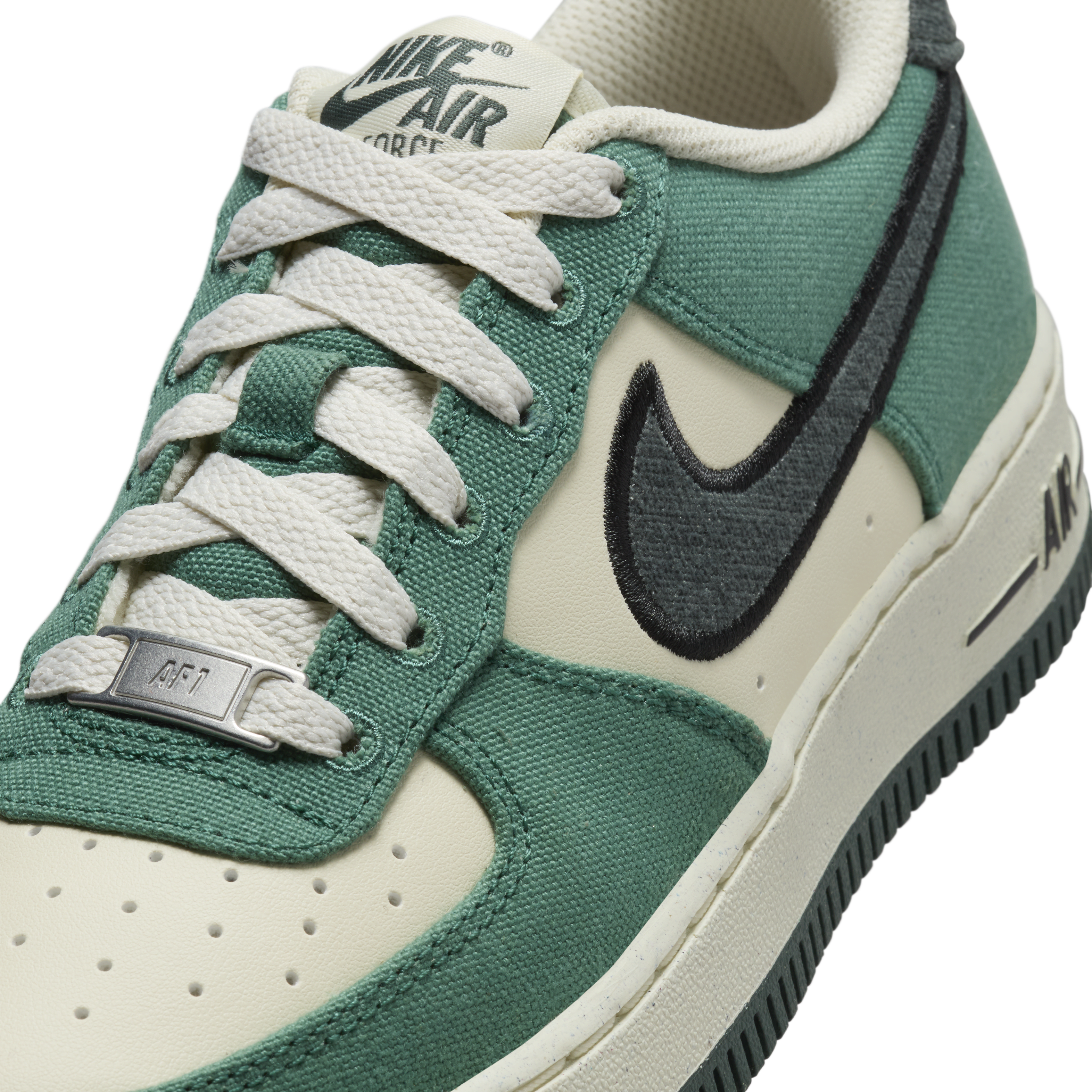 Nike Air Force 1 LV8 Big Kids' Shoes