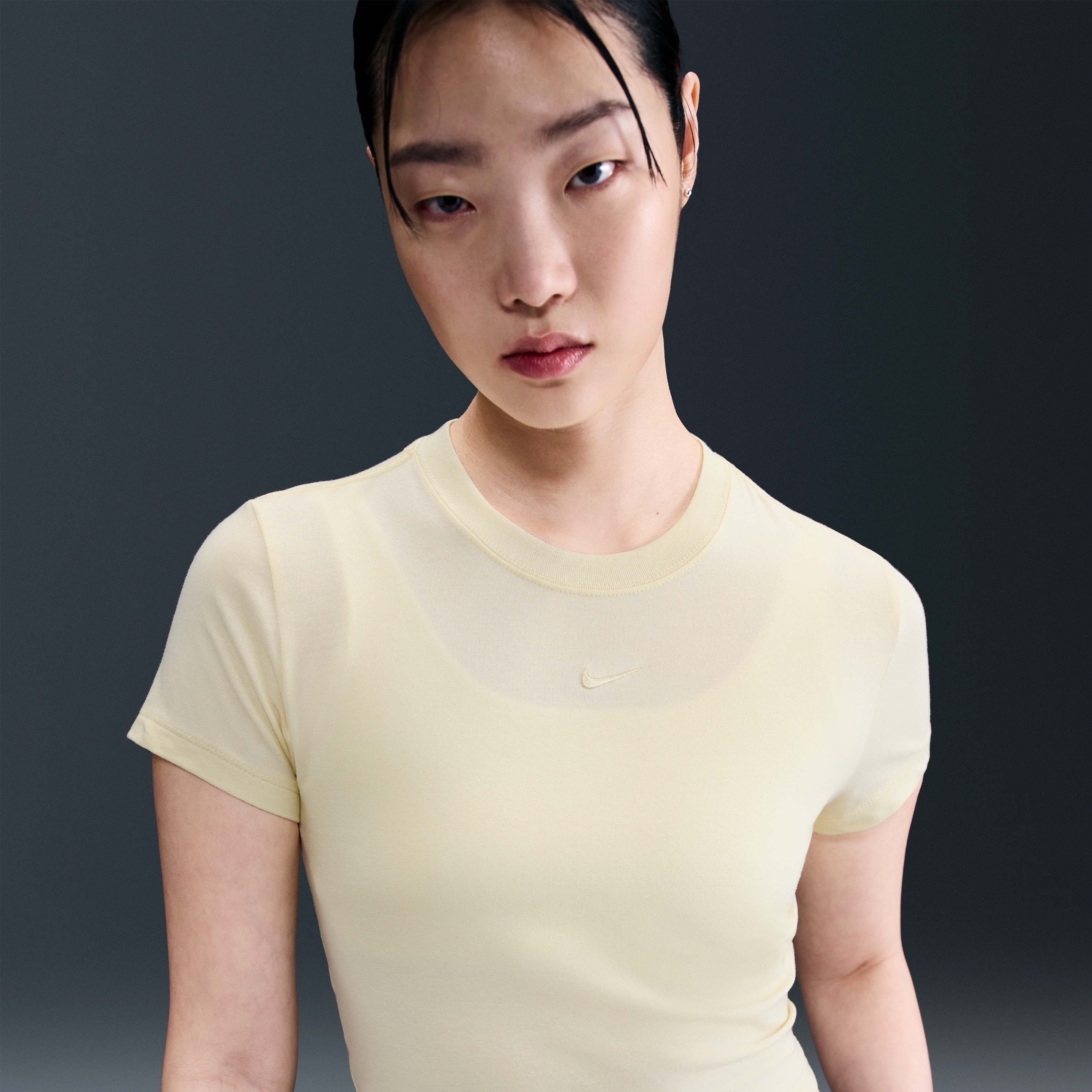Nike Sportswear Chill Knit Women's Cropped T-Shirt
