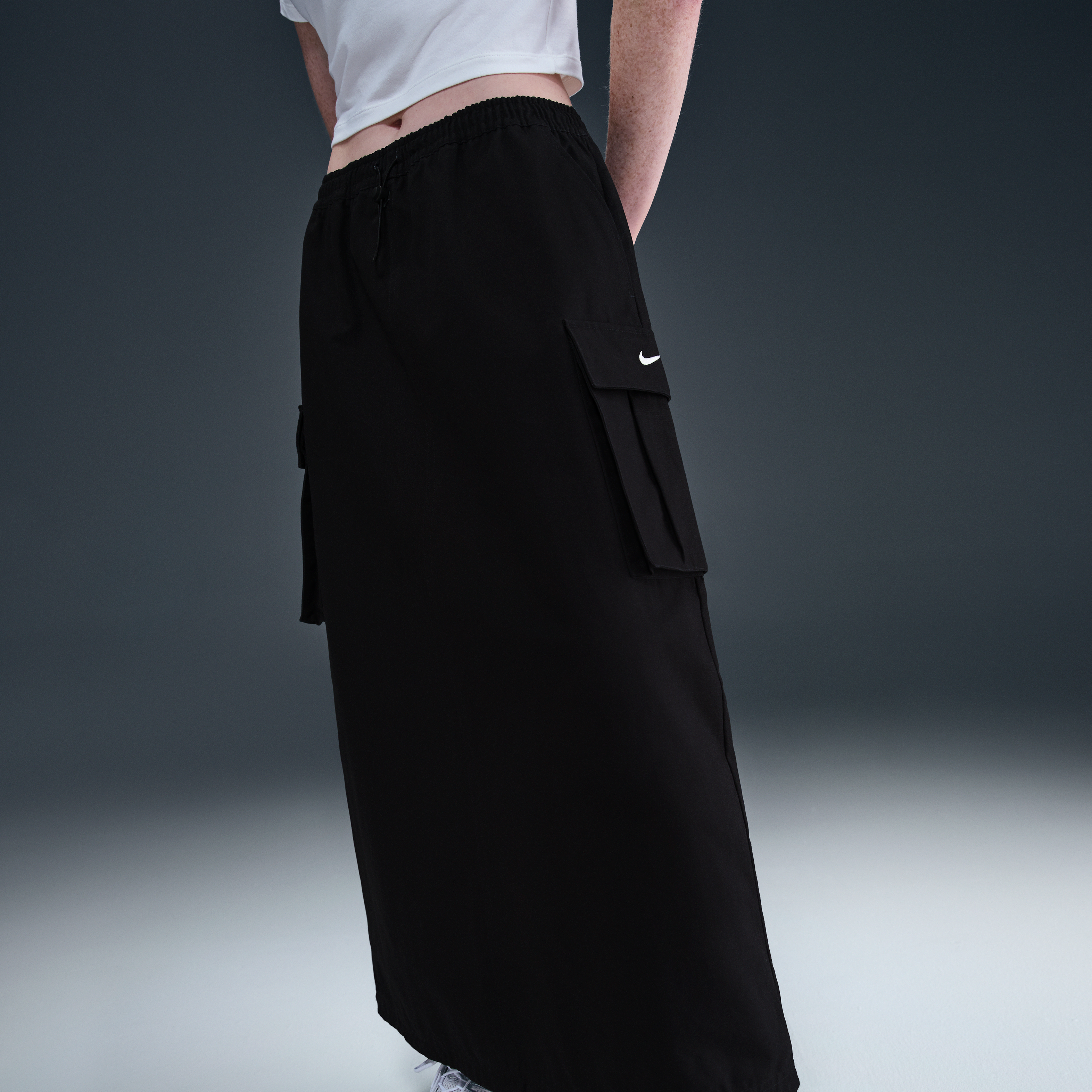 Nike Sportswear Women's Loose Cargo Skirt