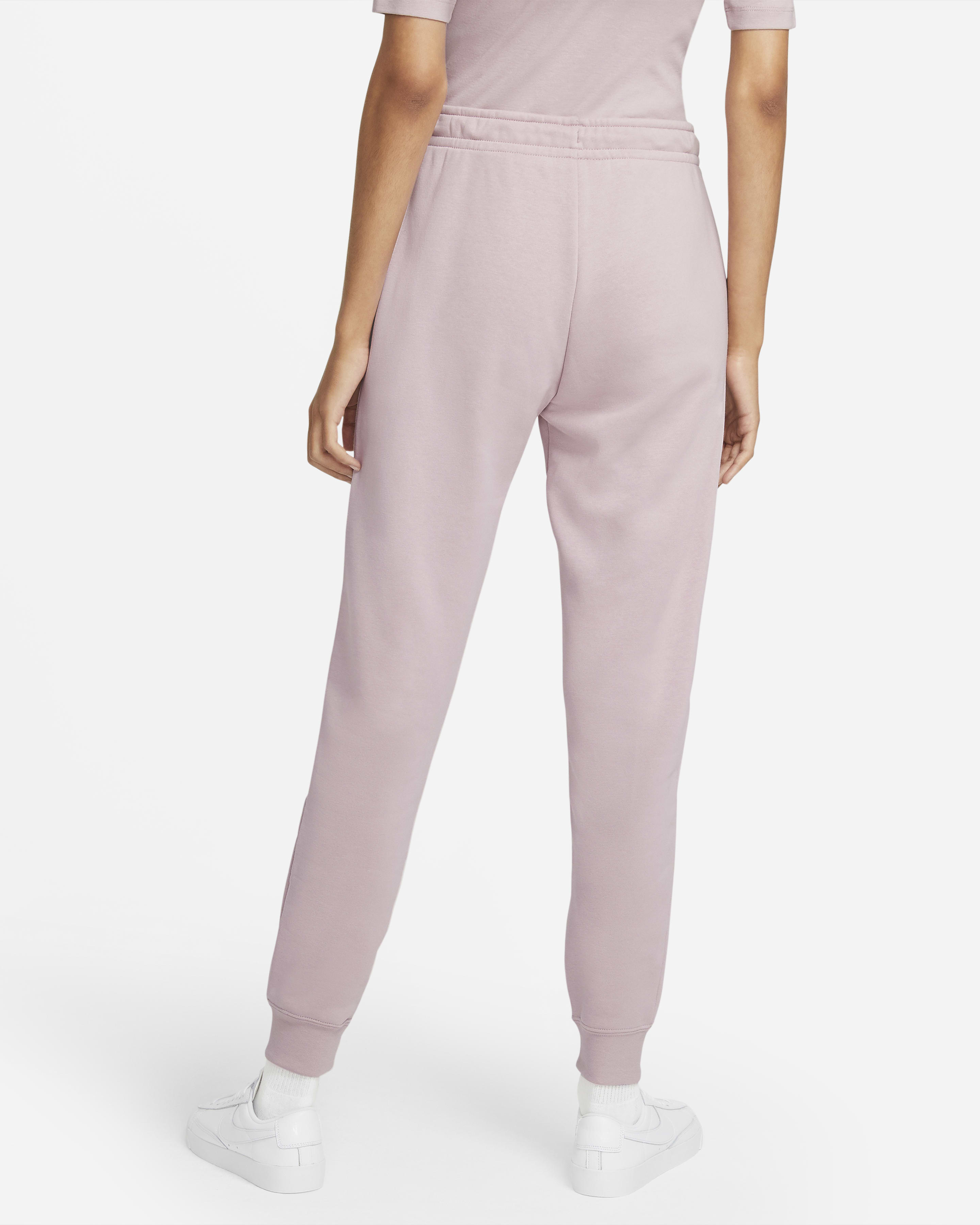 The best women's tracksuit bottoms for seriously comfy WFH