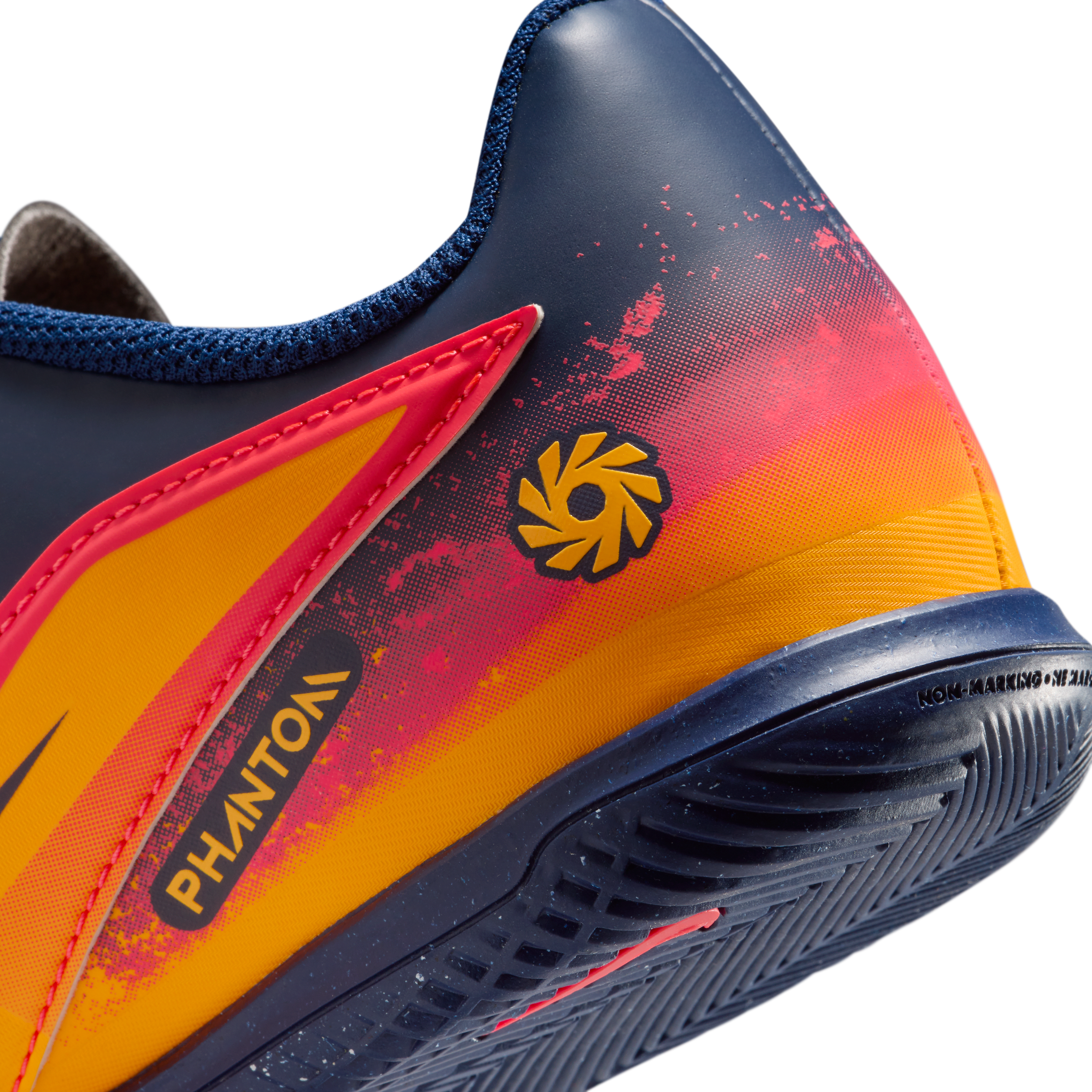 Nike Jr. Phantom 6 Low Club "Erling Haaland" Big Kids' Indoor/Court Soccer Shoes