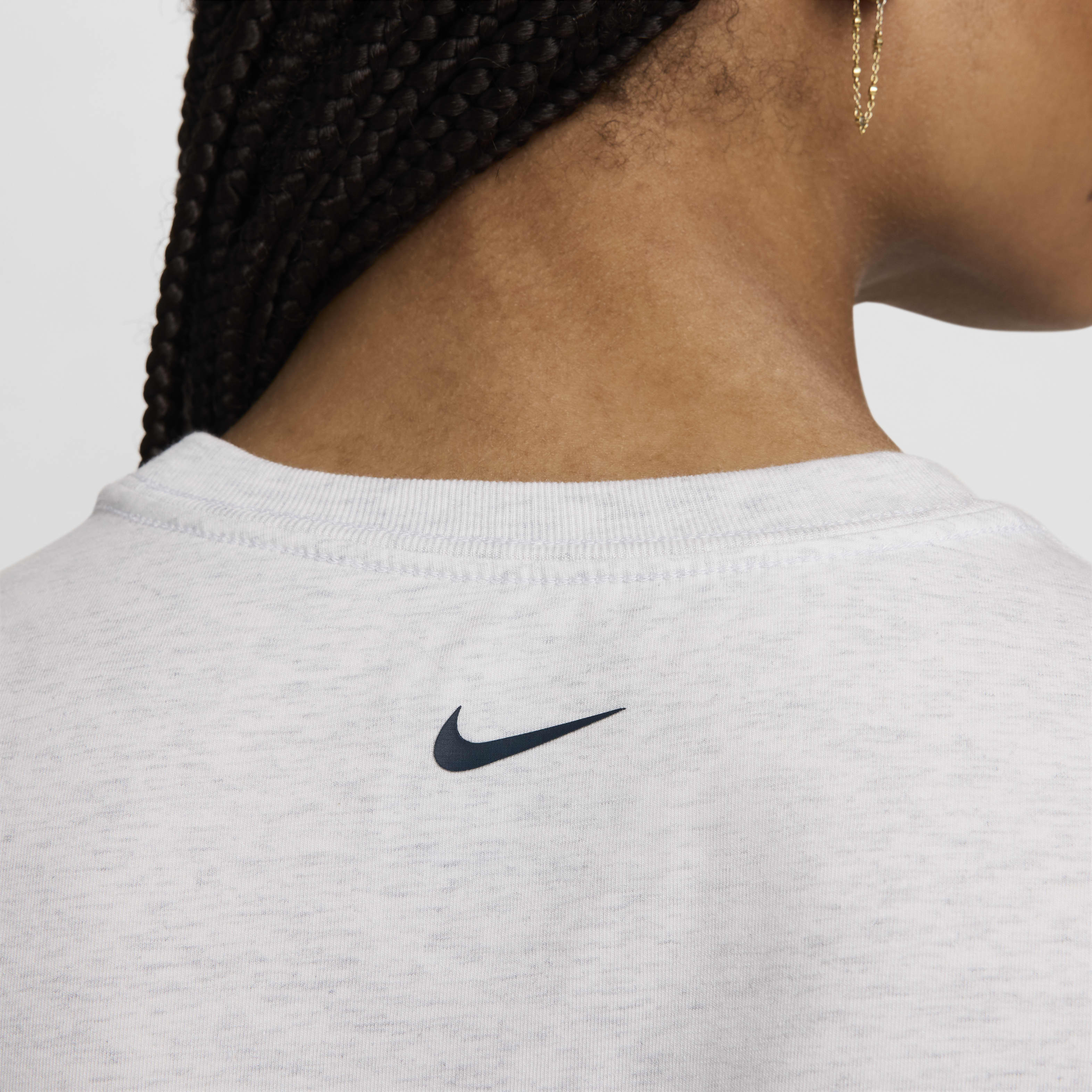 Nike Sportswear Chill Knit Women's Cropped T-Shirt