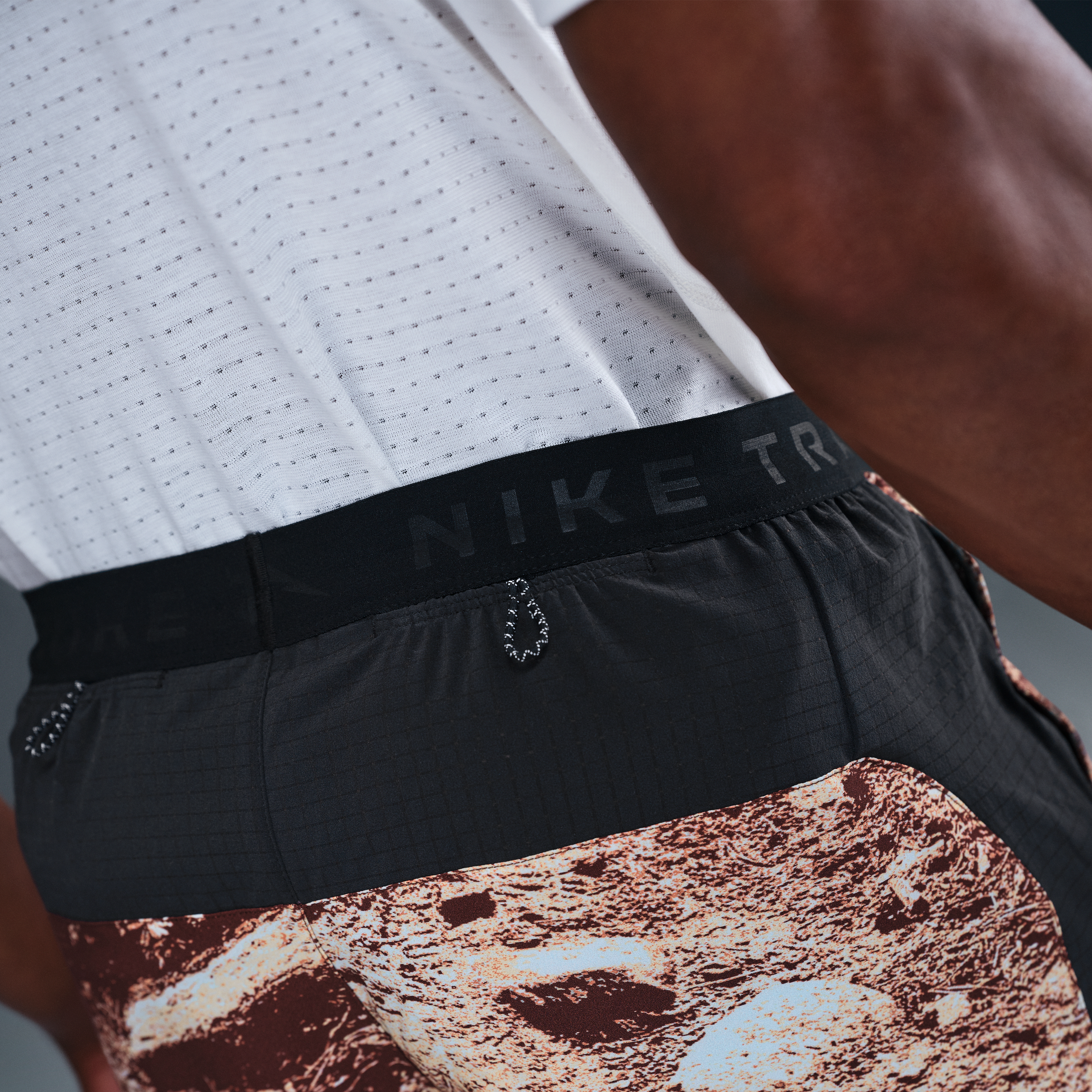 Nike Trail Men's Dri-FIT 6" Brief-Lined Running Shorts