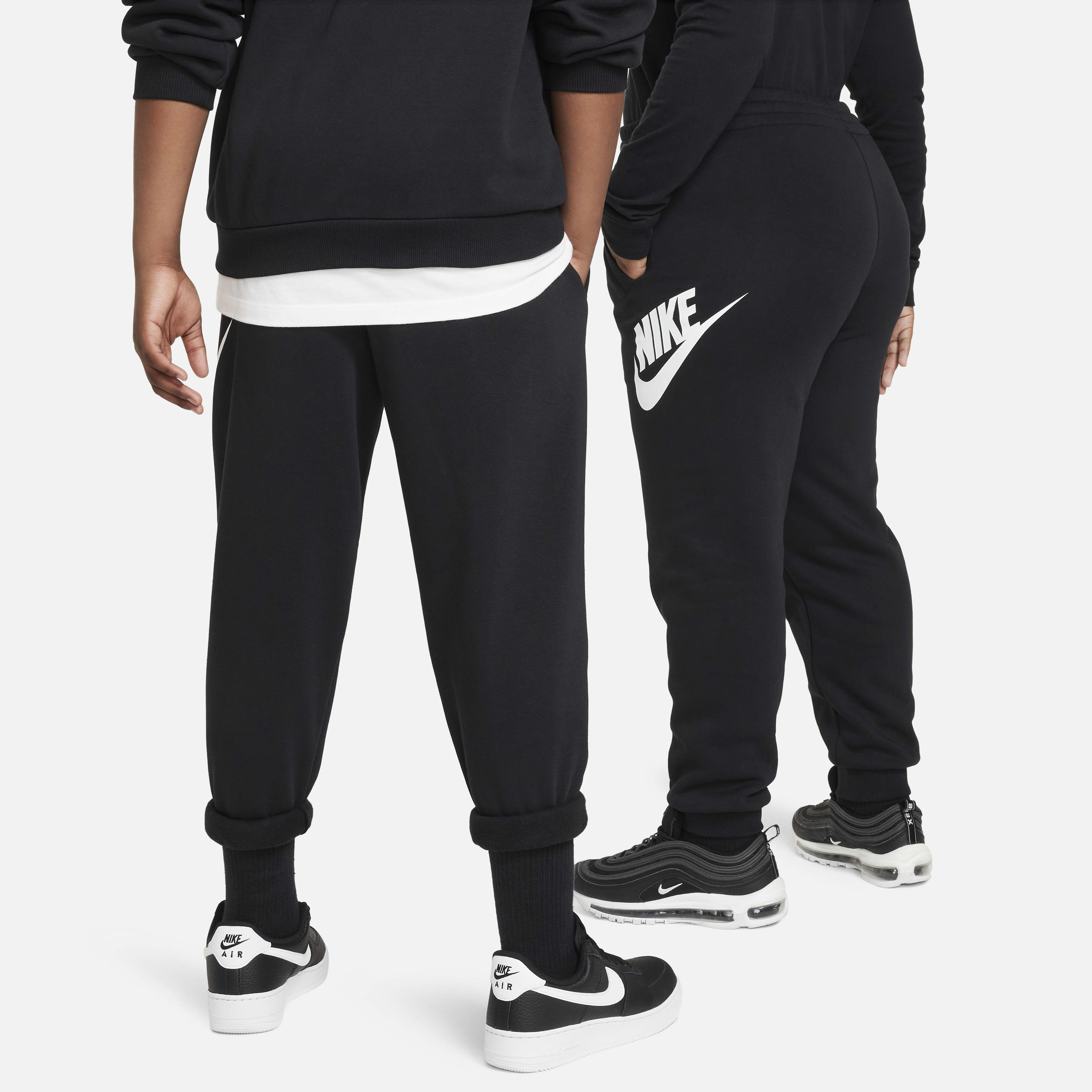 Nike Club Fleece Big Kids' Joggers (Extended Size)