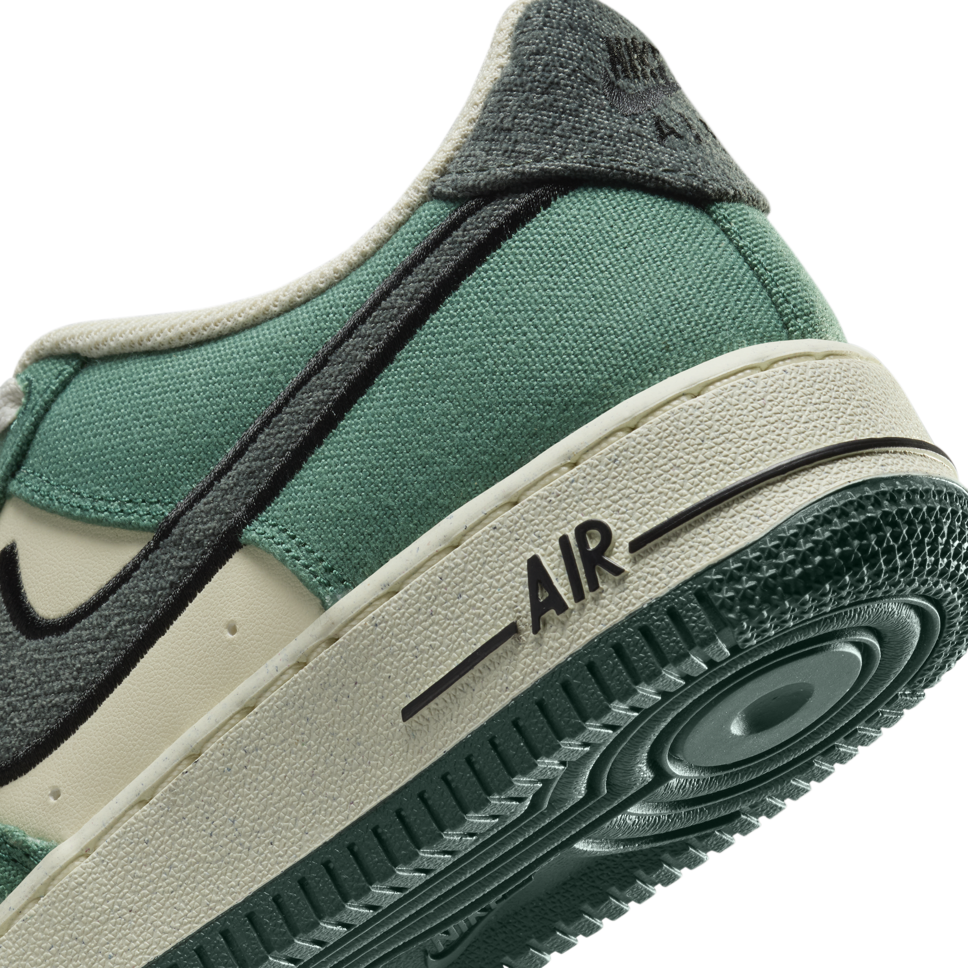 Nike Air Force 1 LV8 Big Kids' Shoes