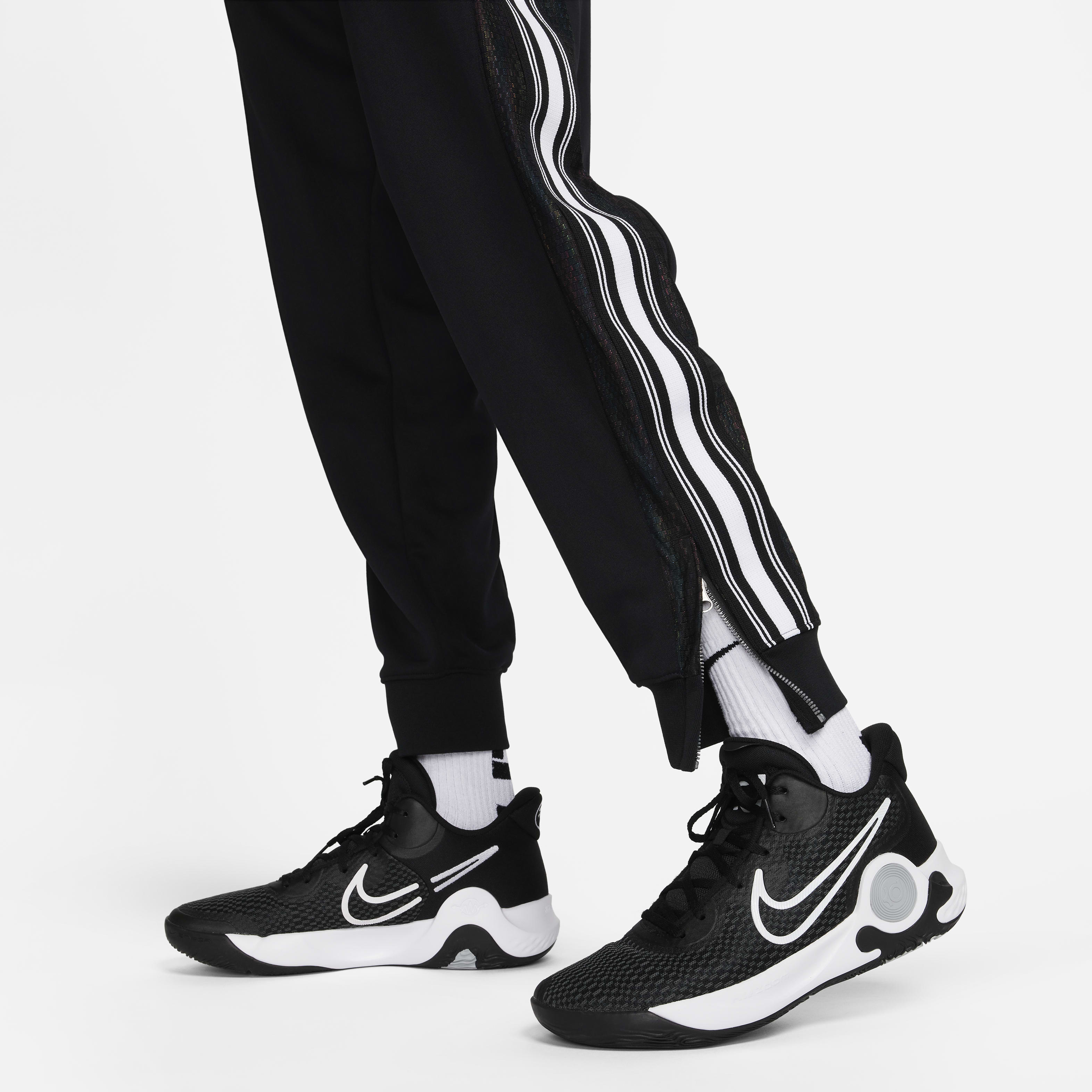 Nike Men's Lightweight Basketball Pants