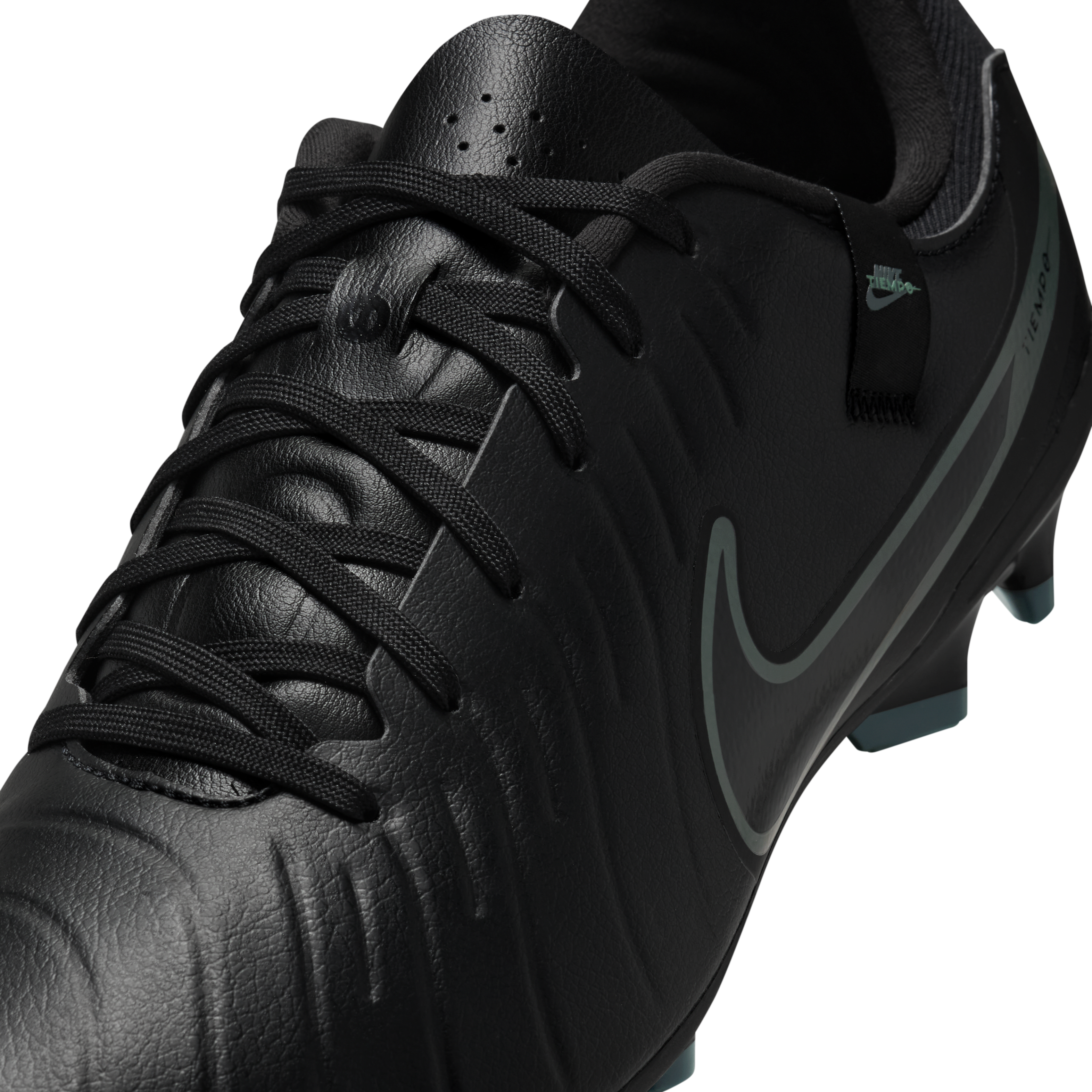 Nike Tiempo Legend 10 Academy MG Low-Top Soccer Cleats