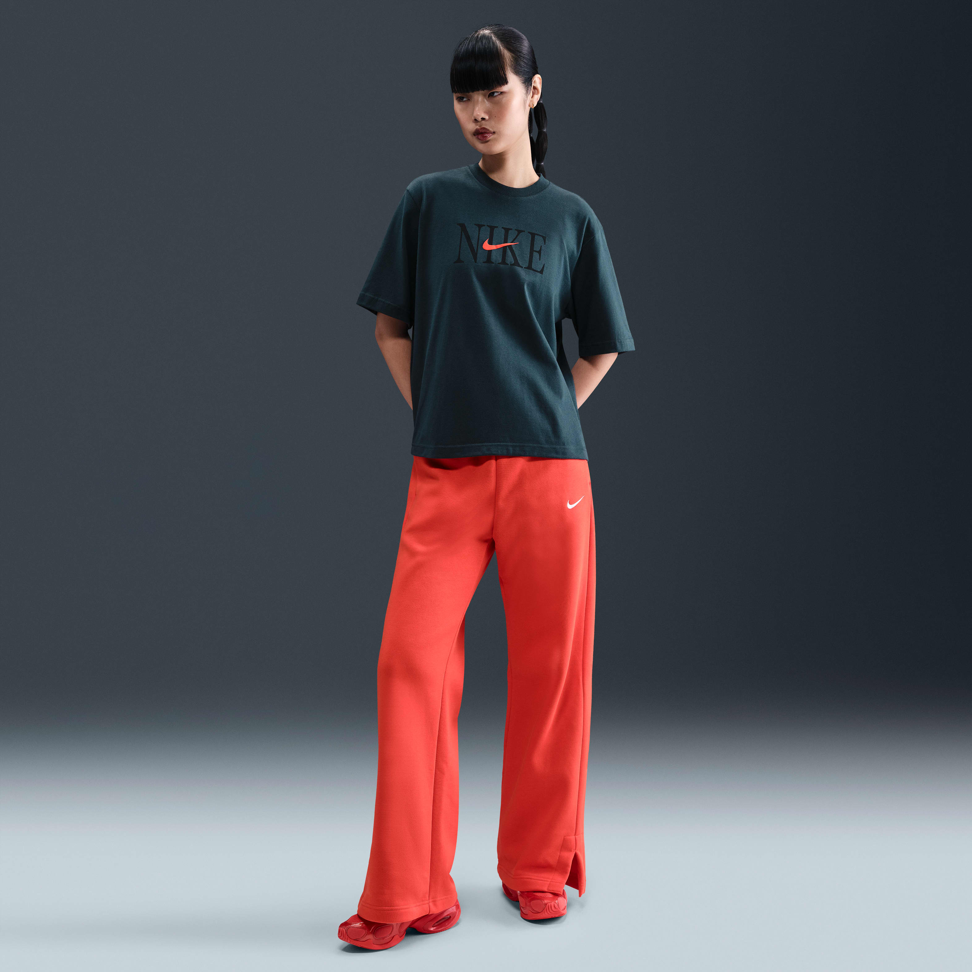 Nike Sportswear Essential Women's Boxy T-Shirt