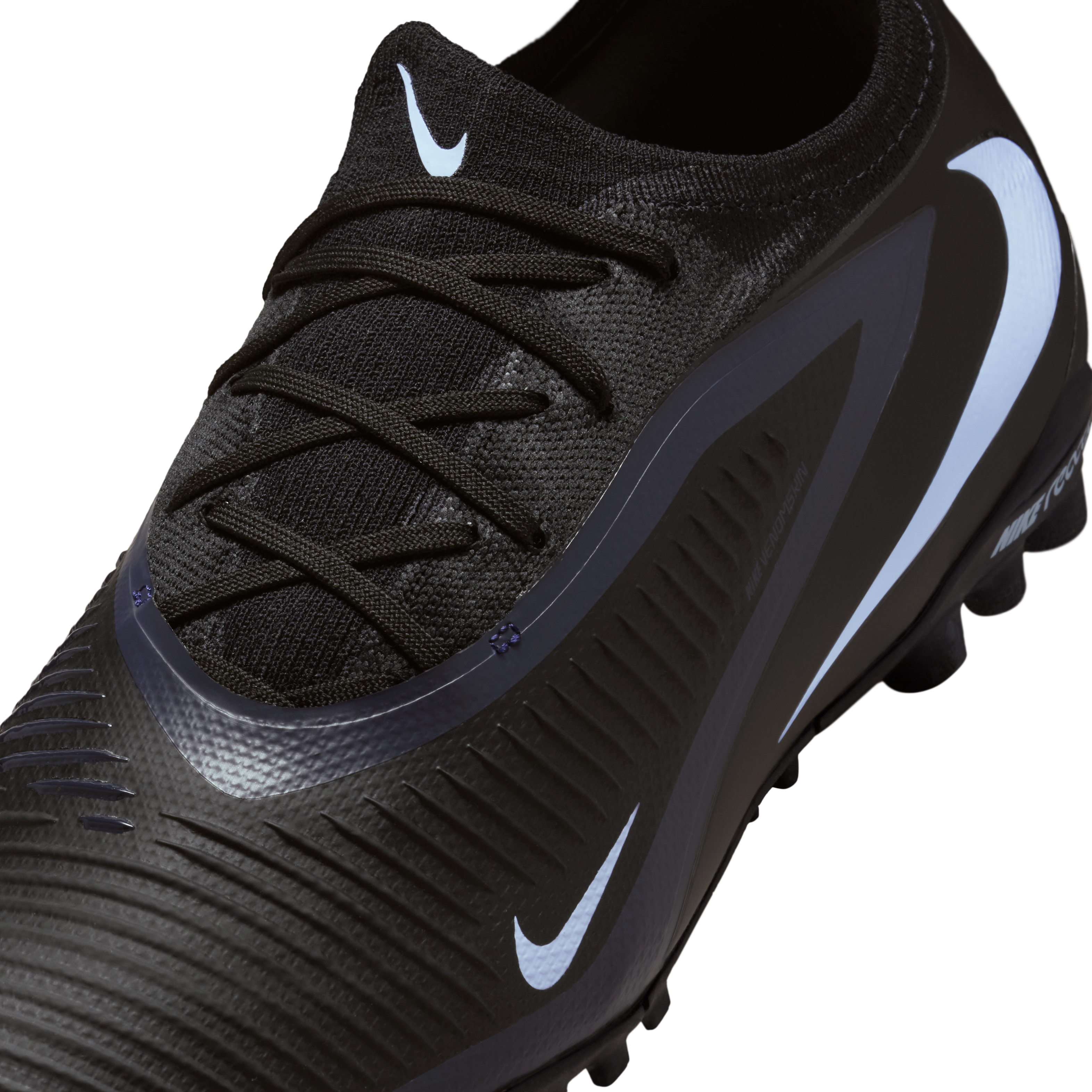 Nike Phantom 6 Low Pro Firm-Ground Soccer Cleats