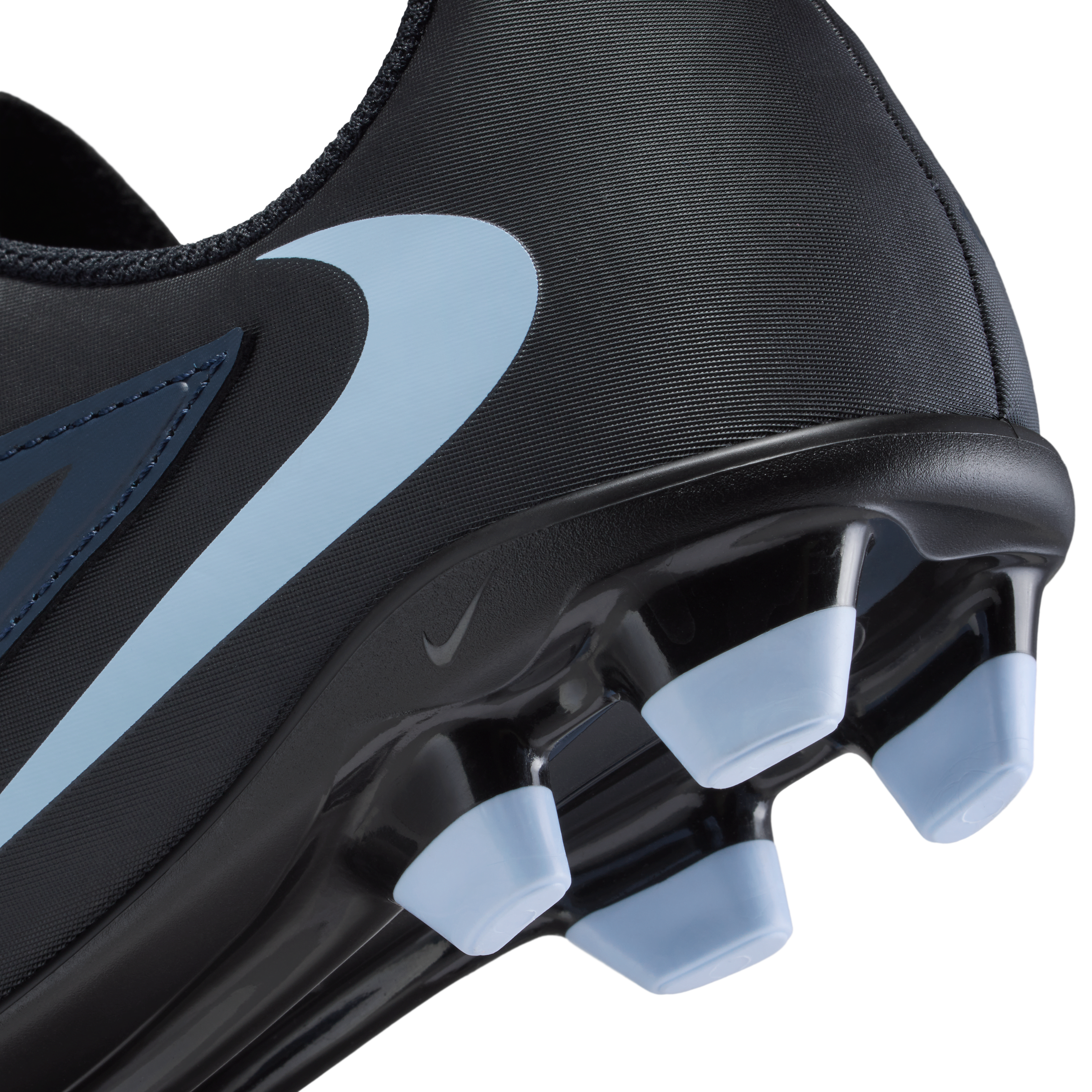 Nike Jr. Phantom 6 Low Club Big Kids' Multi-Ground Soccer Cleats