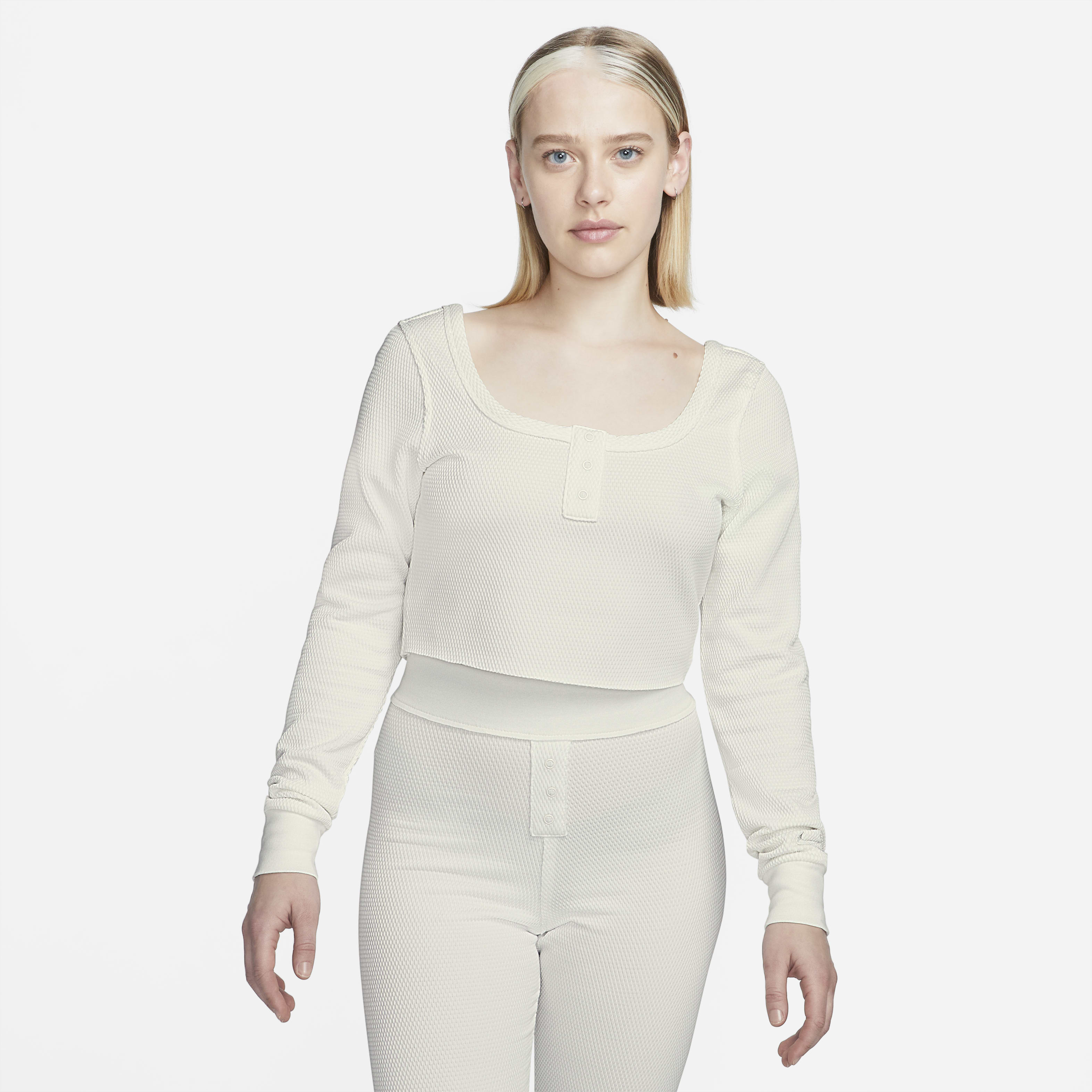 Nike Sportswear Everyday Modern Women's Long-Sleeve Crop Top