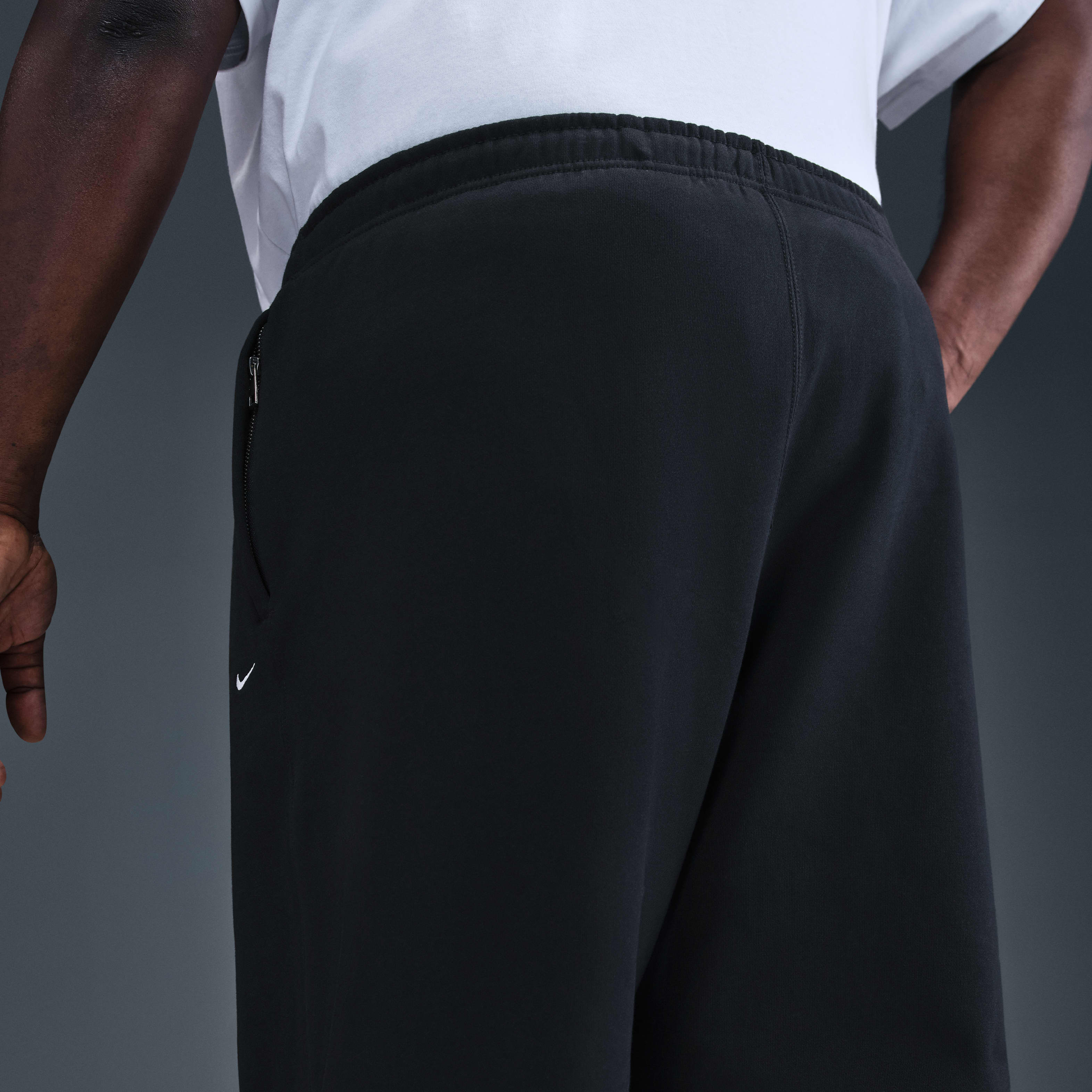 Nike Solo Swoosh Men's Cuffed Fleece Pants