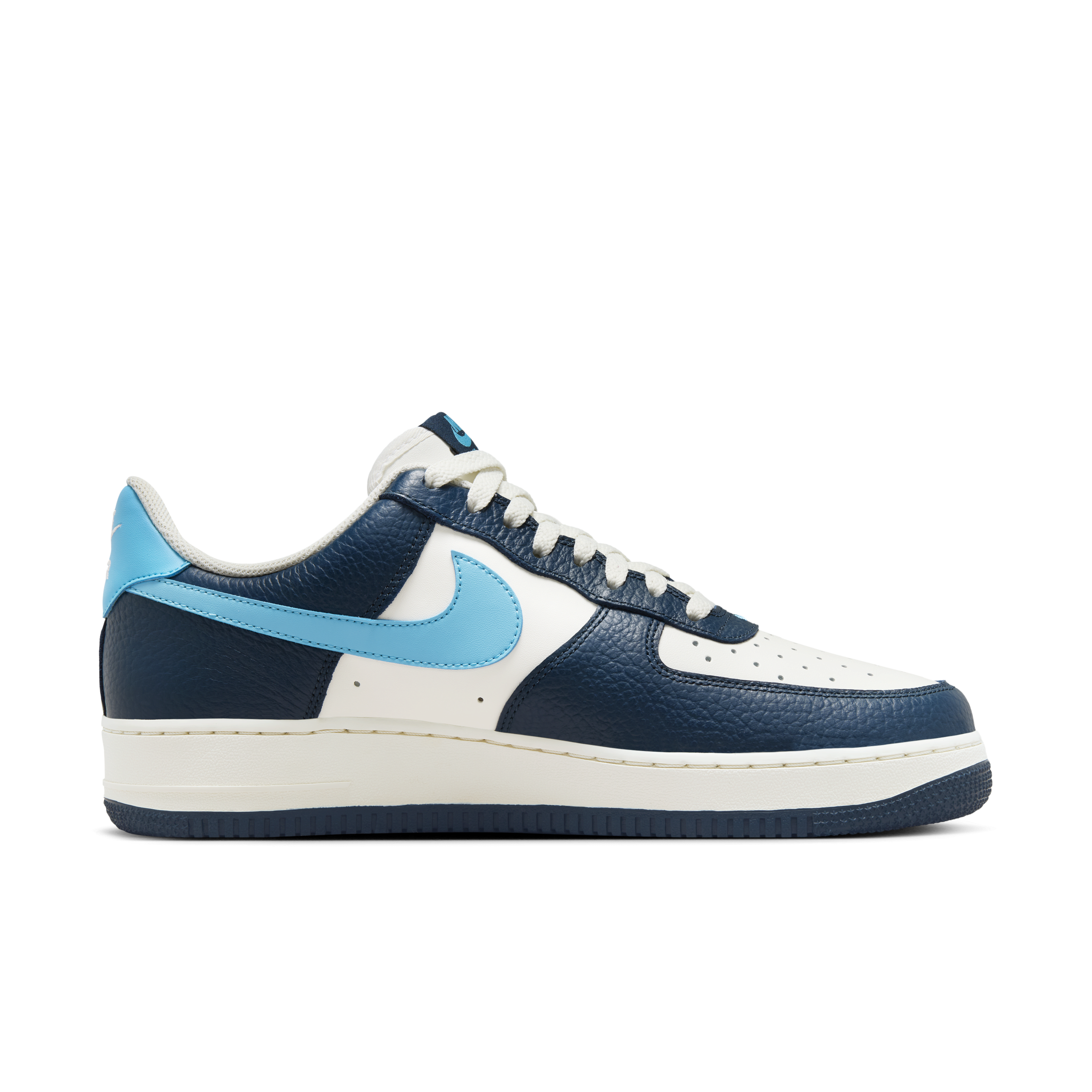 Nike Air Force 1 '07 Men's Shoes