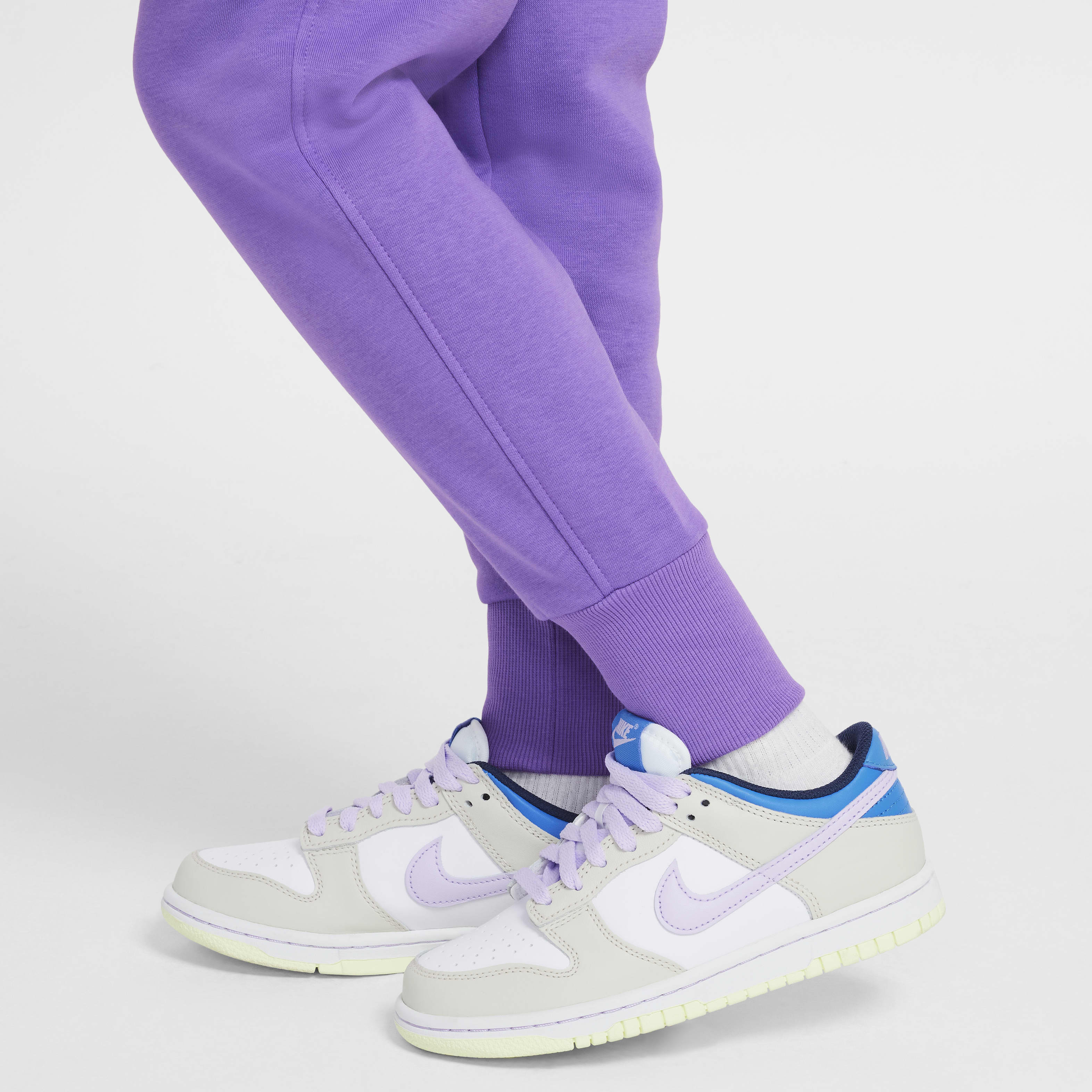 Nike Sportswear Club Fleece Big Kids' (Girls') High-Waisted Fitted Pants