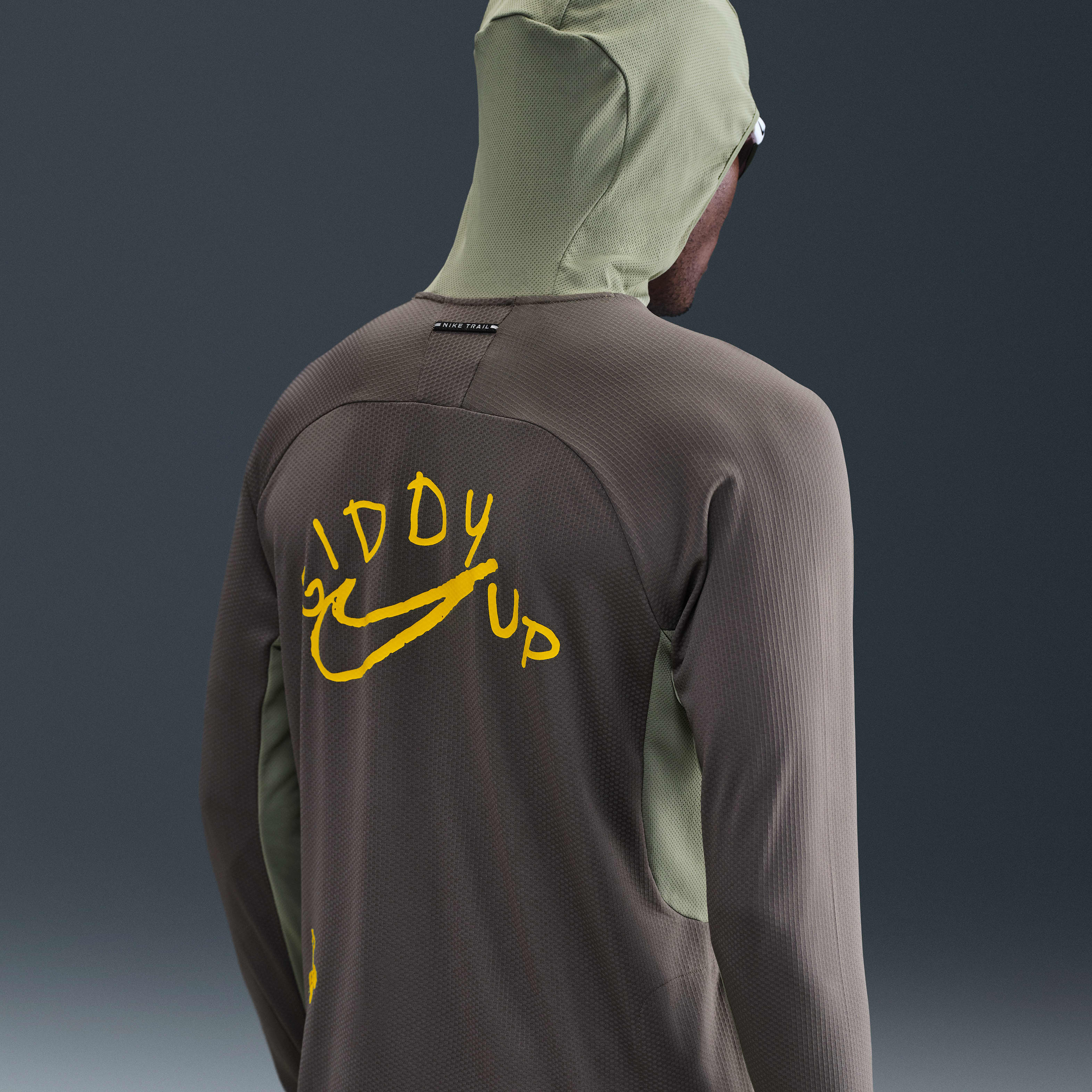 Nike Men's Dri-FIT UV Hooded Running Top