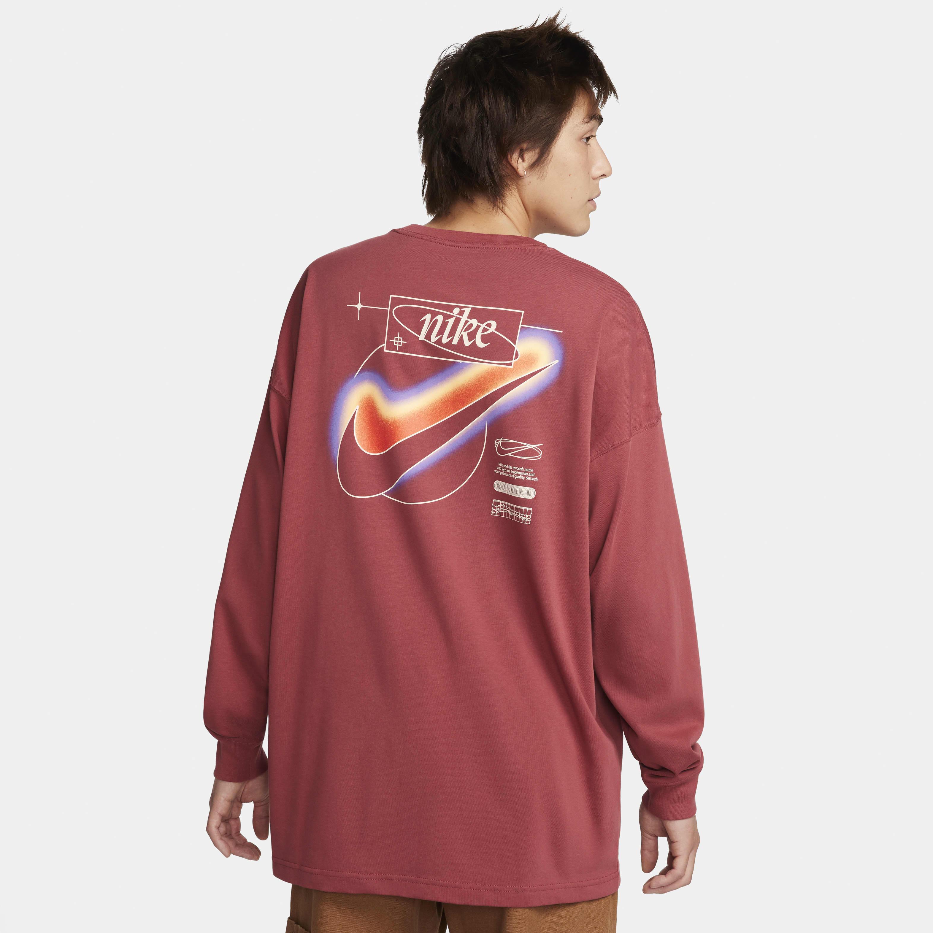 Nike Sportswear Men's Long-Sleeve T-Shirt