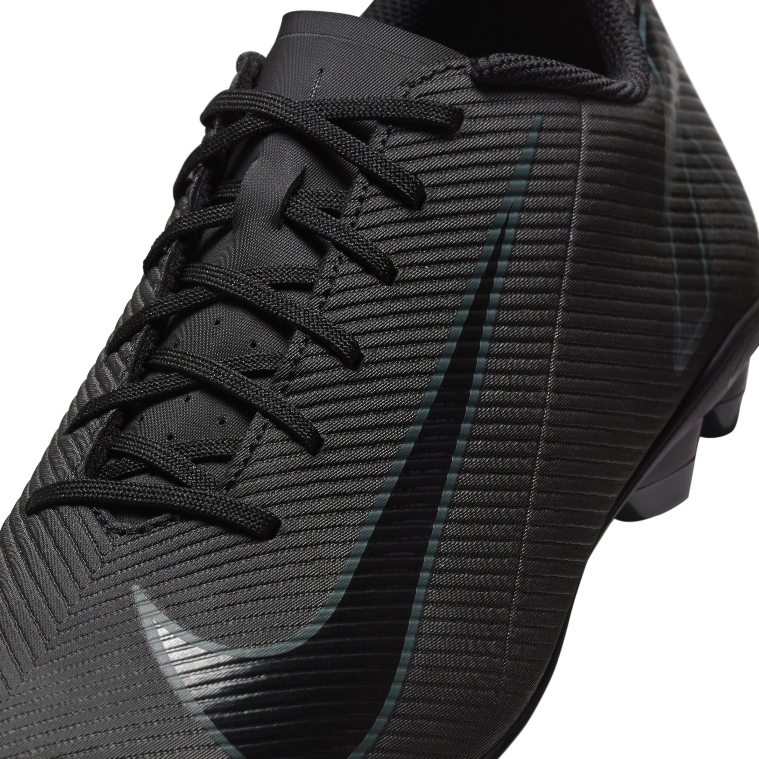 Nike Mercurial Vapor 16 Club MG Low-Top Soccer Cleats