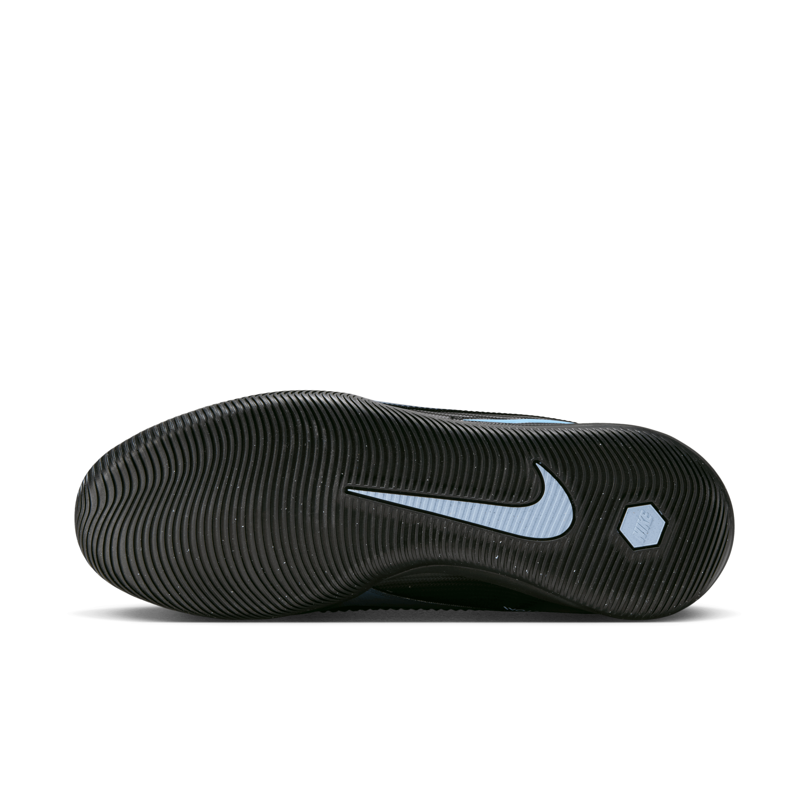 Nike Phantom 6 Low Academy Indoor/Court Soccer Shoes