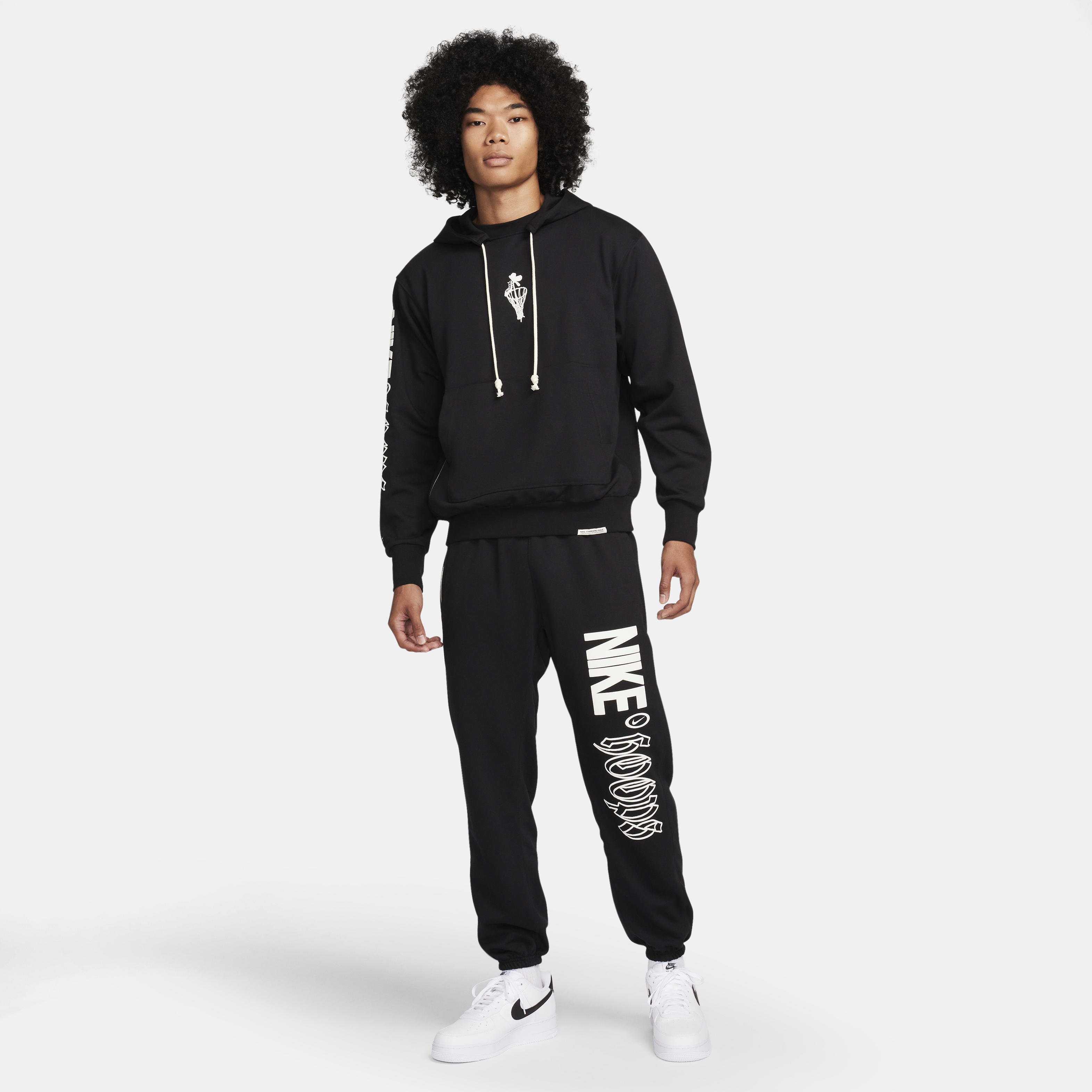 Nike Standard Issue Men's Dri-FIT Pullover Hoodie