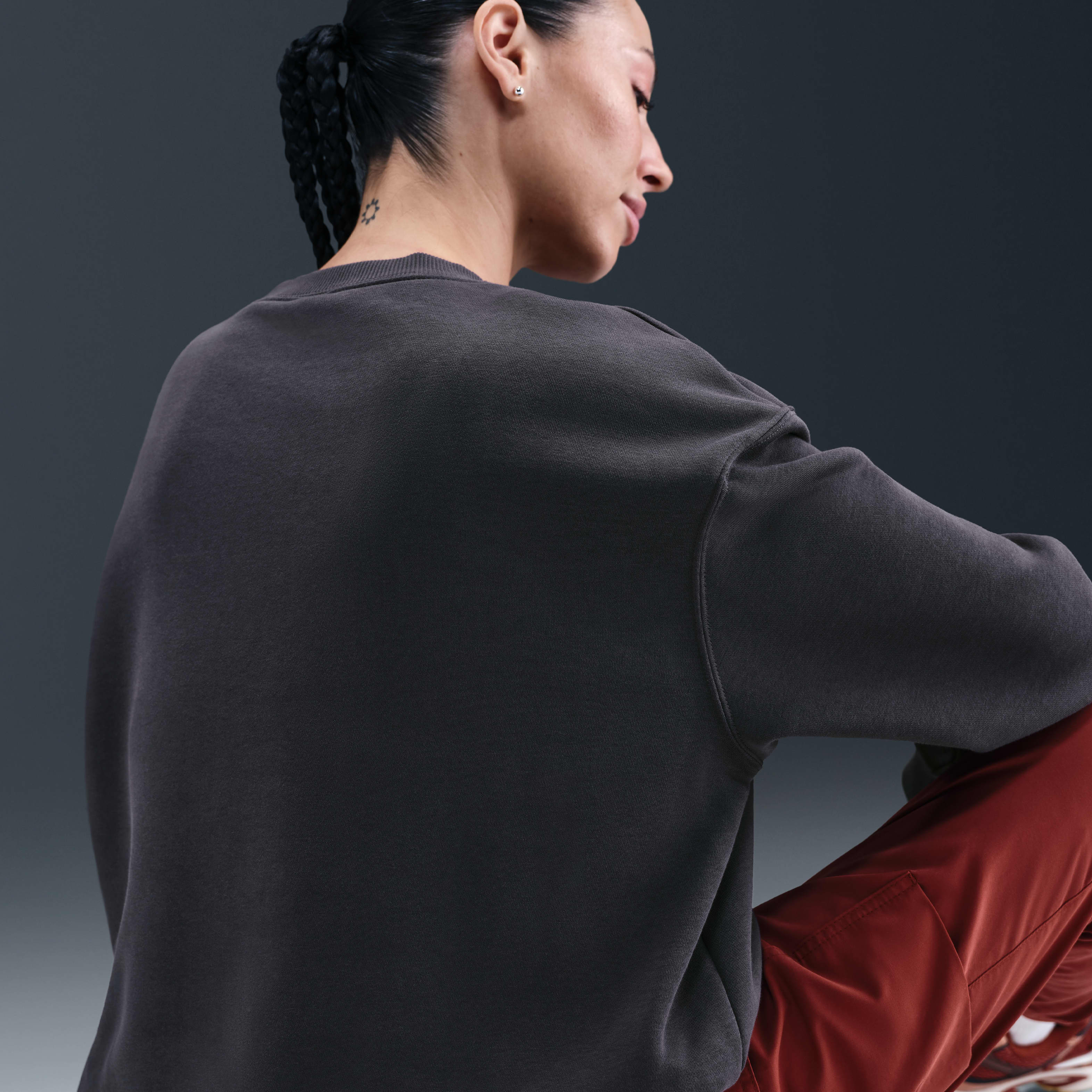 Nike Sportswear Phoenix Fleece N7 Oversized Crew-Neck Sweatshirt