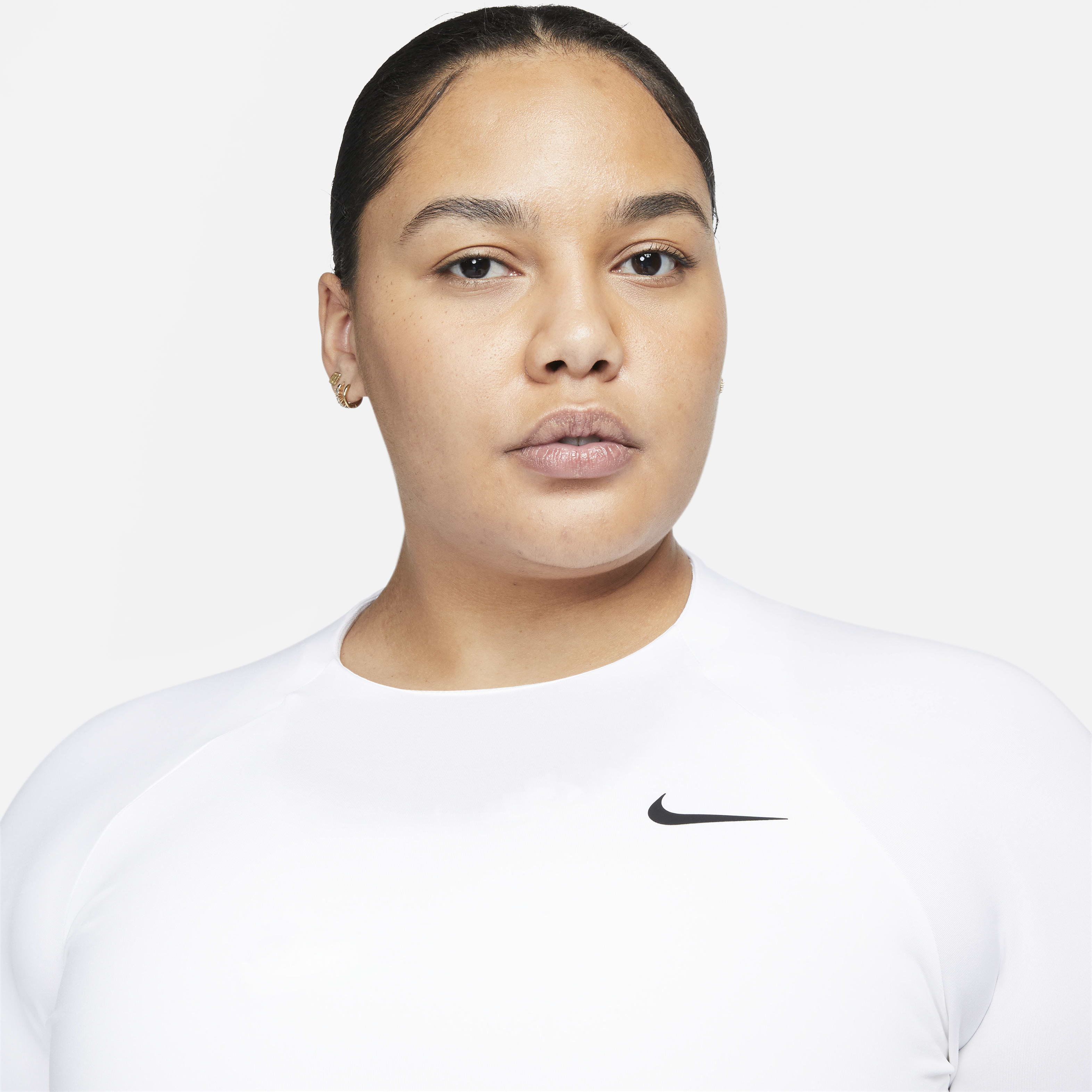 Nike Essential Dri-FIT Women's Long-Sleeve Hydroguard Swim Top (Plus Size)