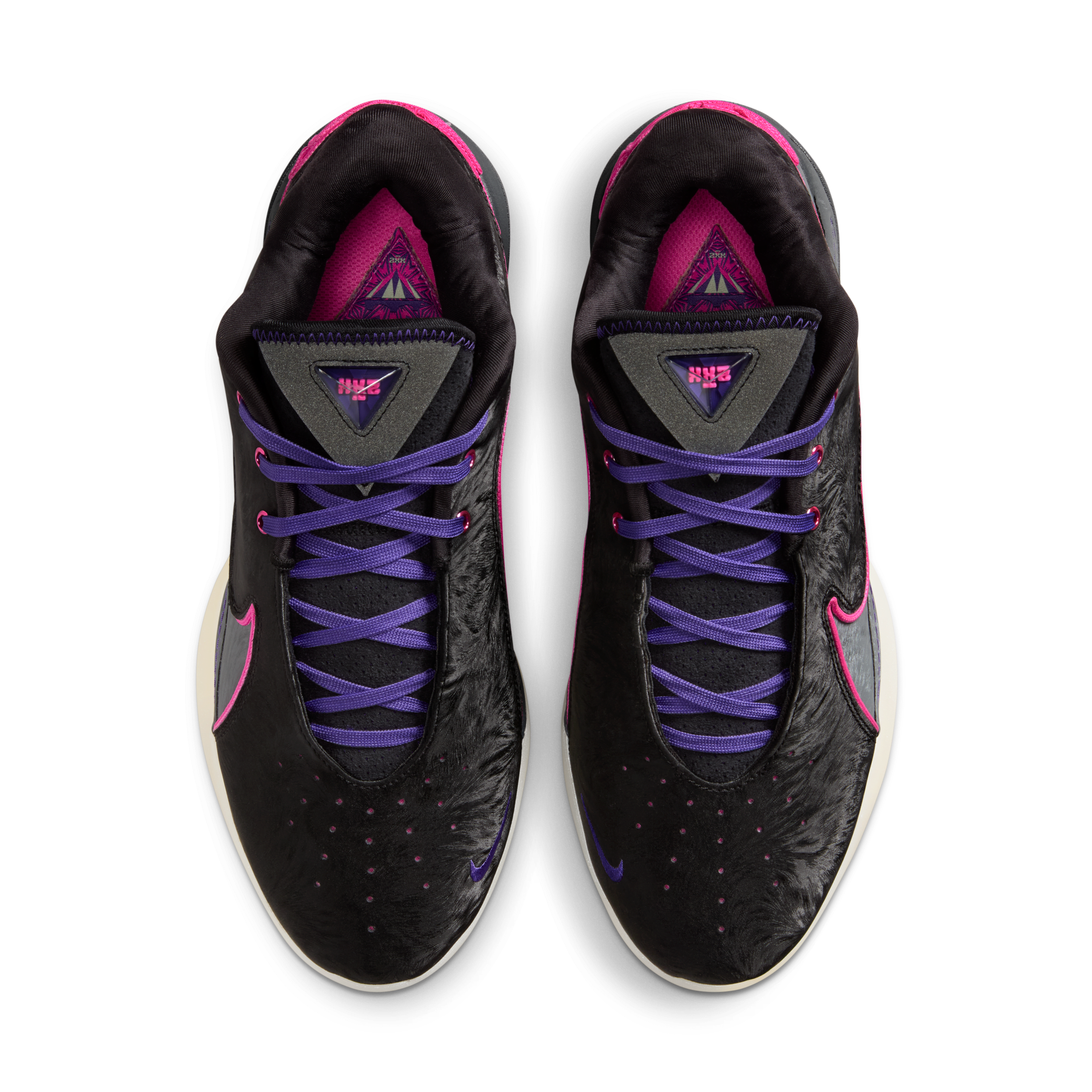 LeBron XXII Basketball Shoes