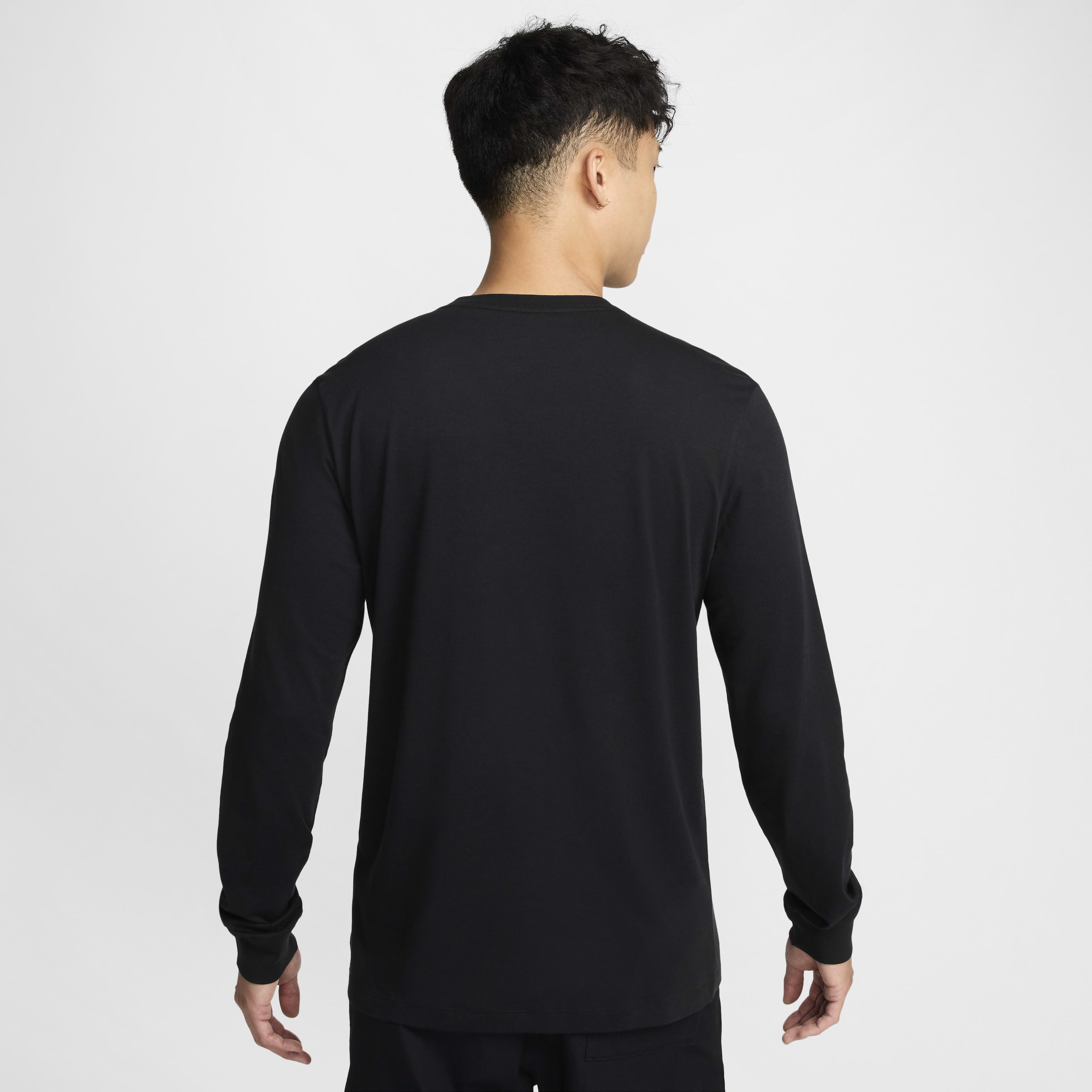 Nike Sportswear Men's Long-Sleeve T-Shirt