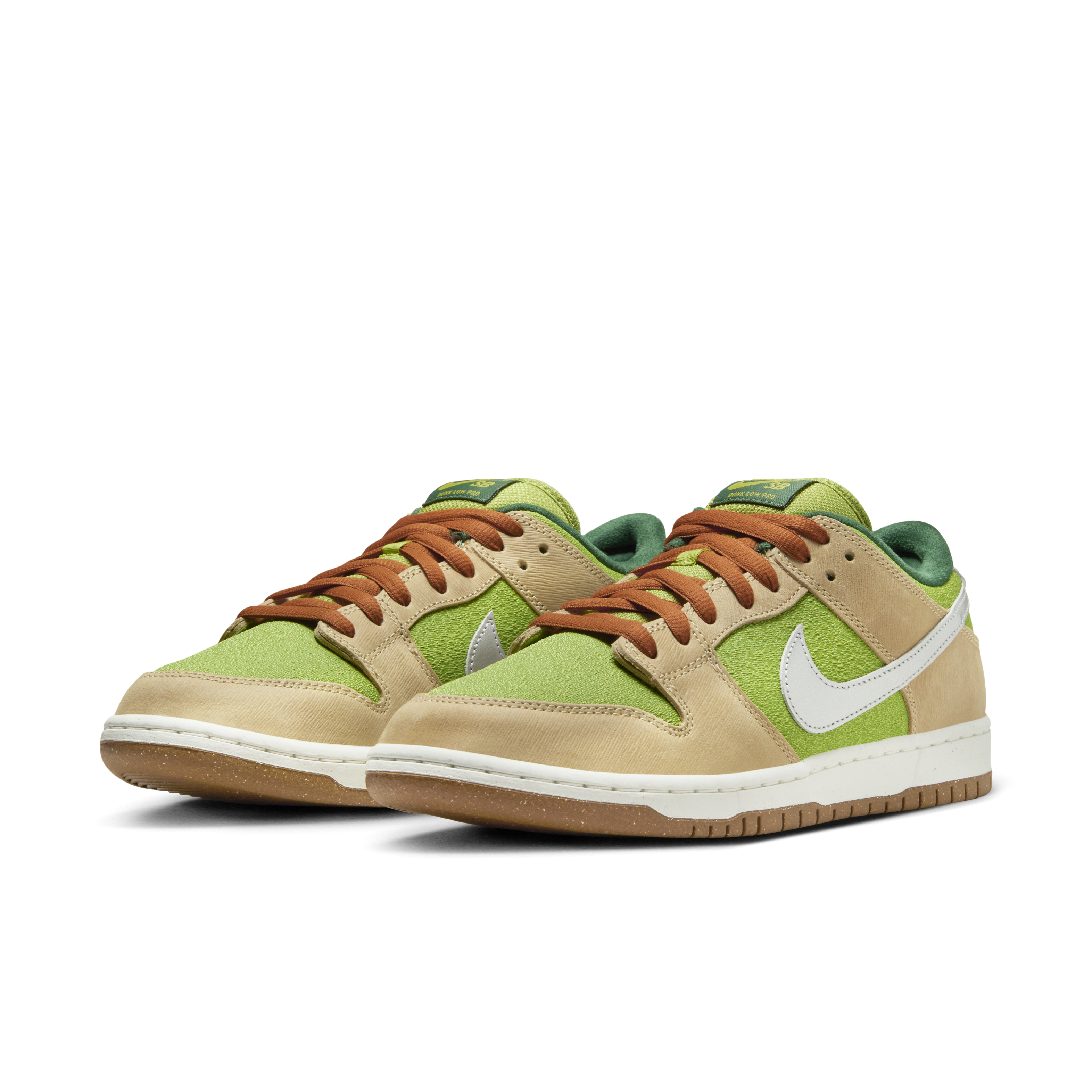 Nike SB Dunk Low Pro Skate Shoes