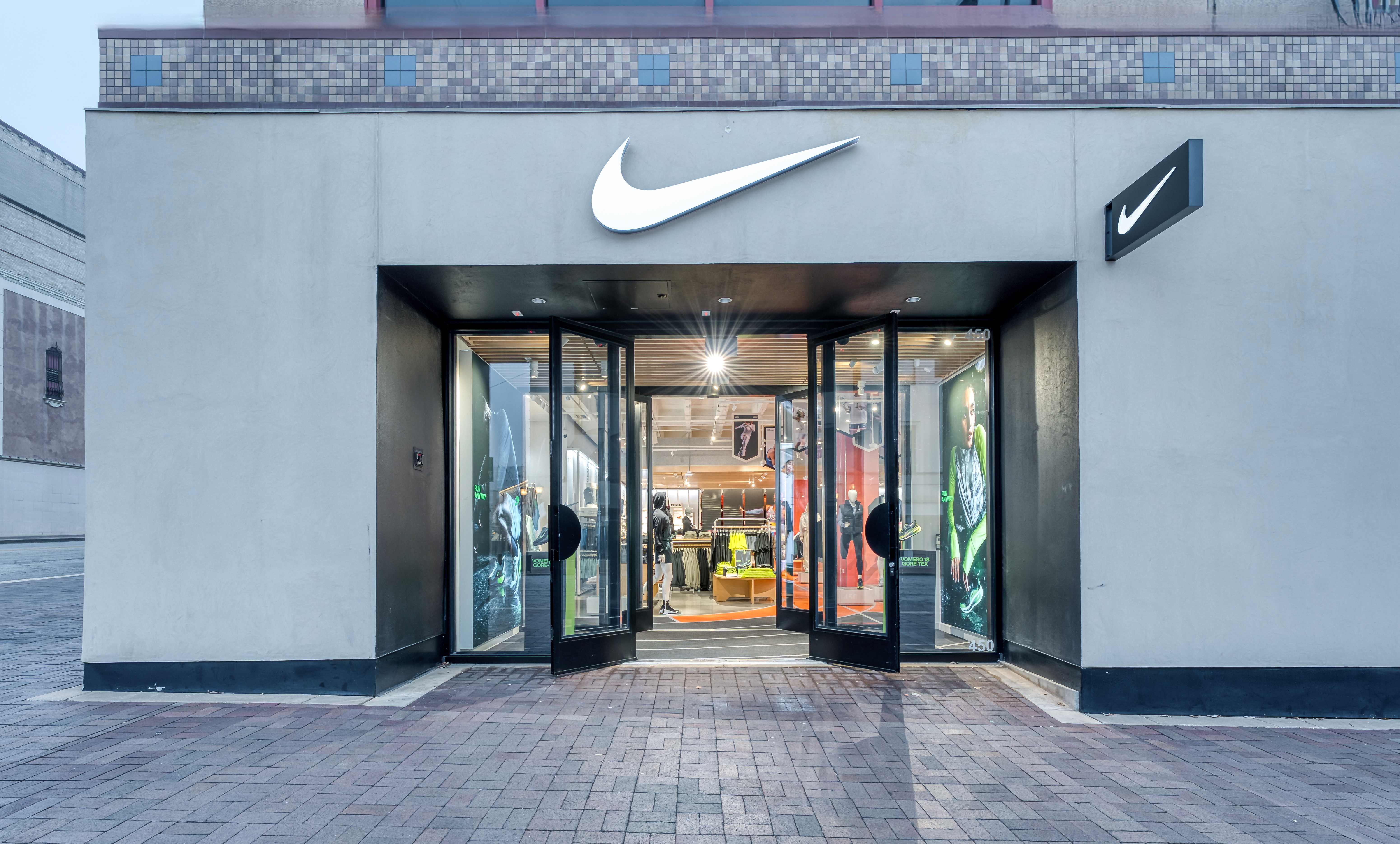 Nike Country Club Plaza