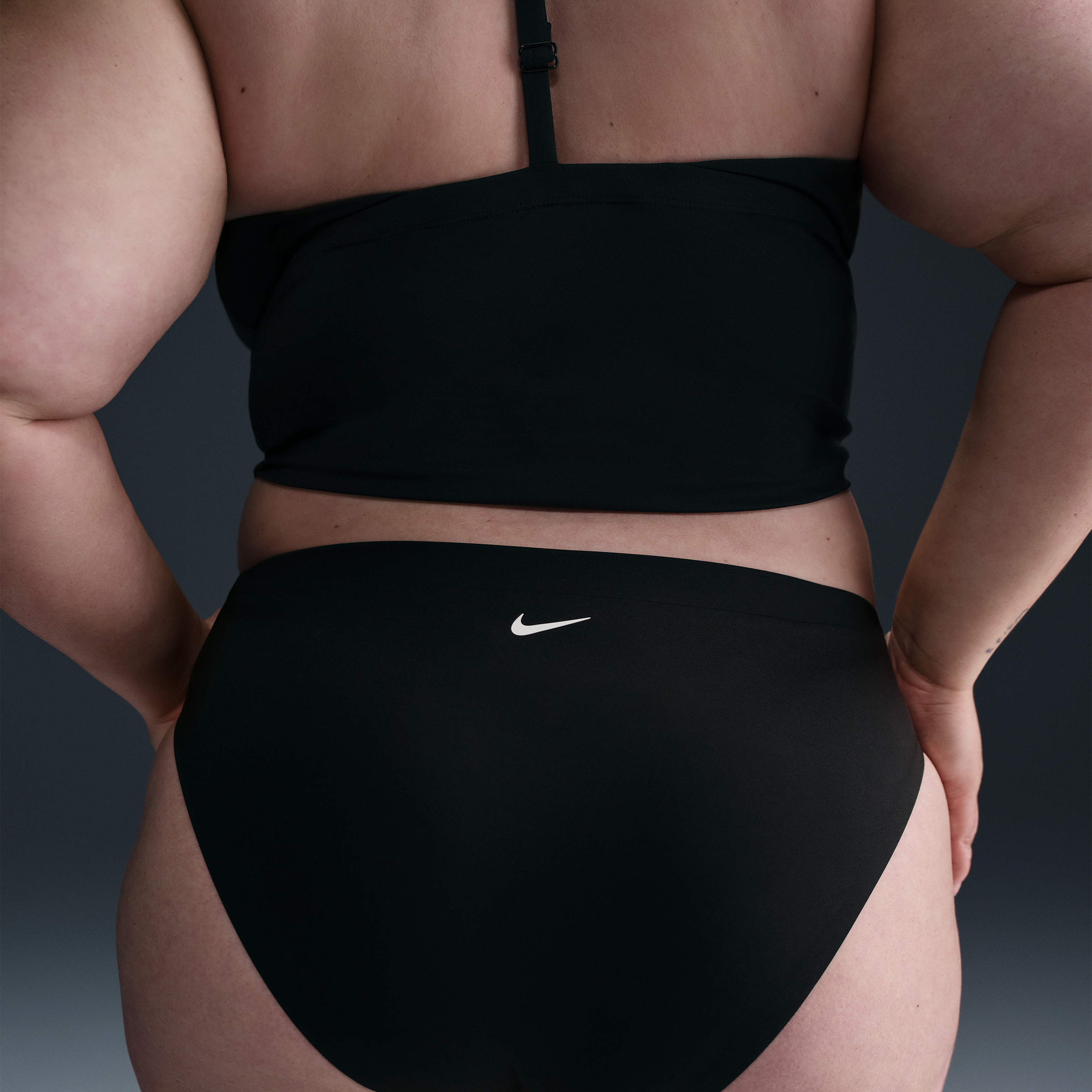 Nike Swim Essential Women's High-Waisted Bottoms (Extended Sizing)