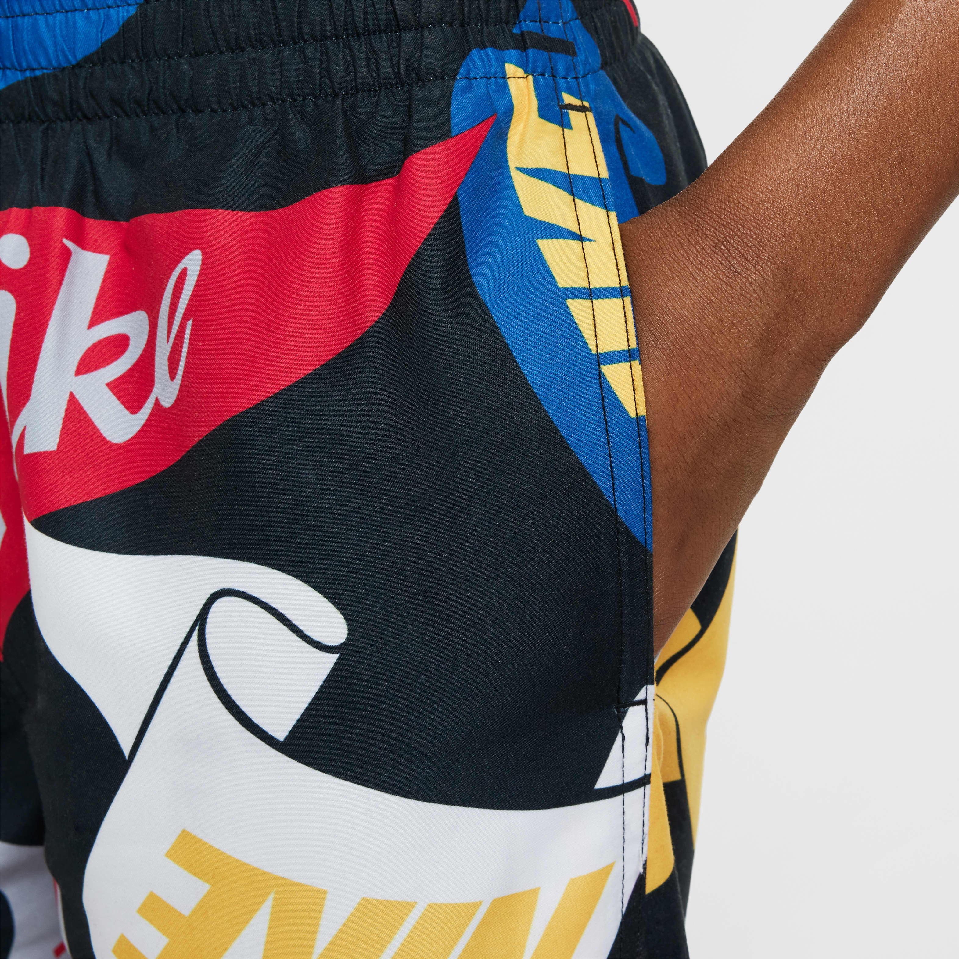 Nike Swim Breaker Big Kids' (Boys') 7" Brief-Lined Volley Shorts