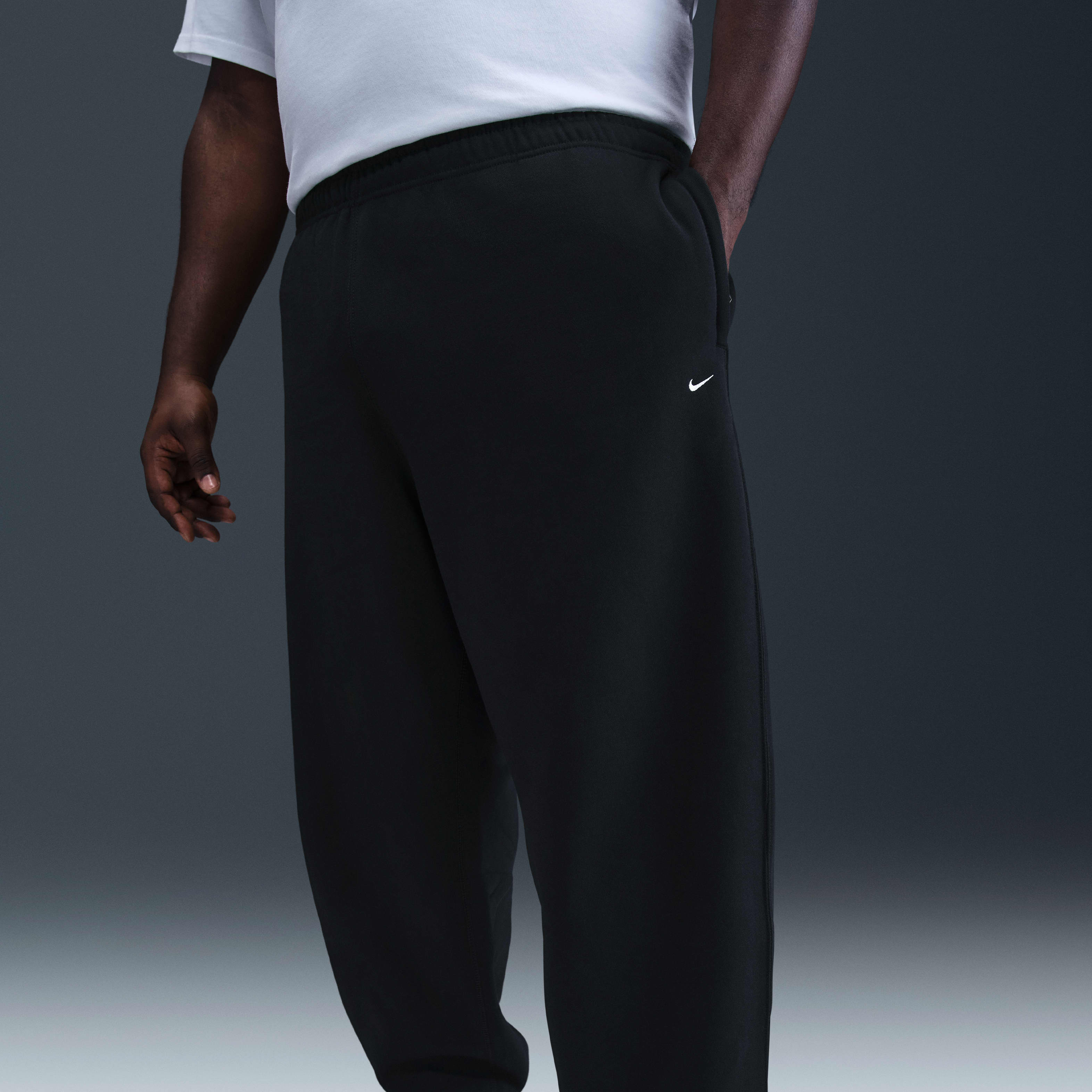 Nike Solo Swoosh Men's Cuffed Fleece Pants