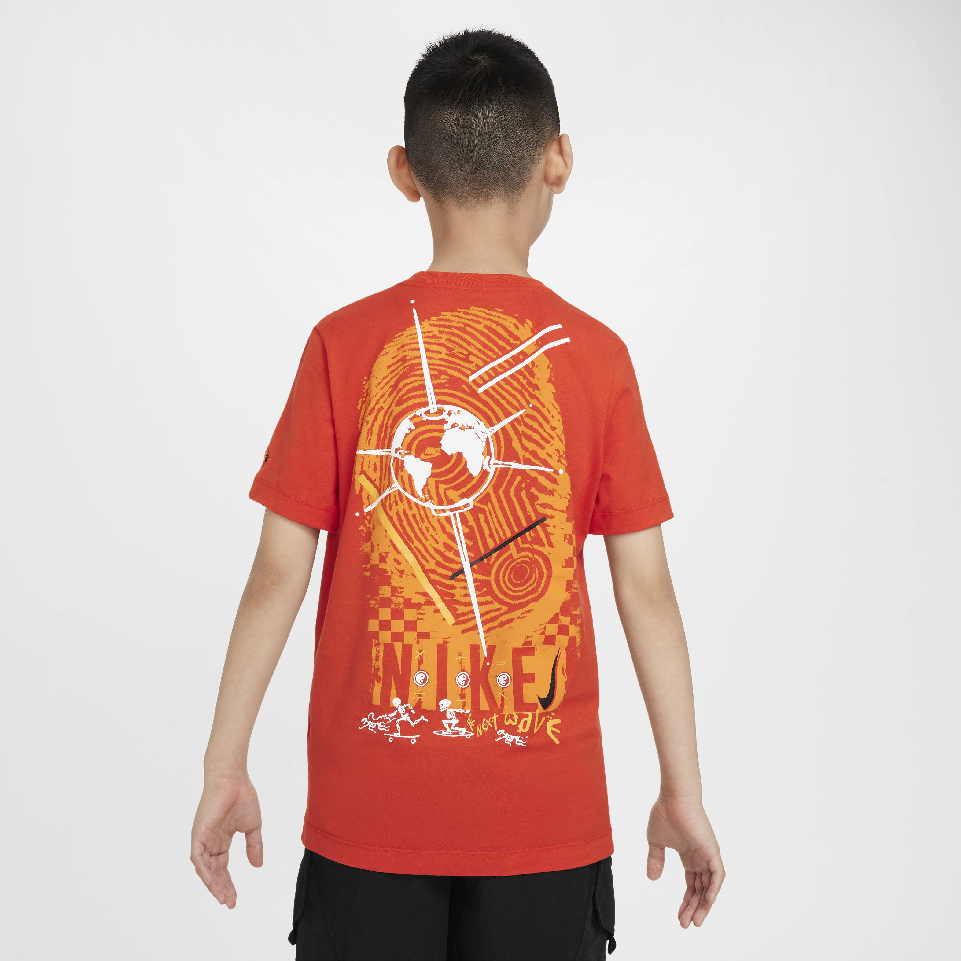 Nike Sportswear Big Kids' (Boys') Crew-Neck T-Shirt