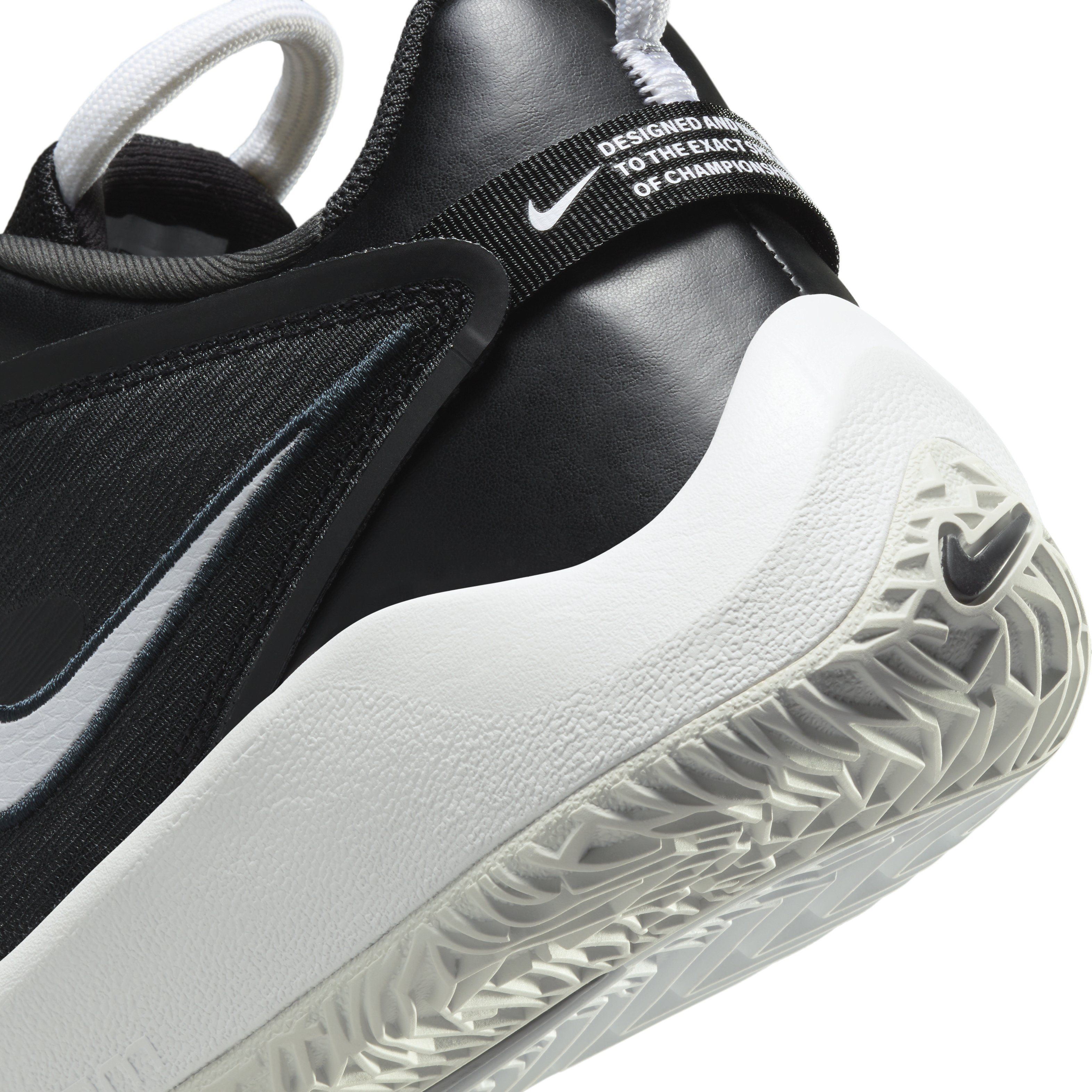 Nike HyperAce 3 Volleyball Shoes