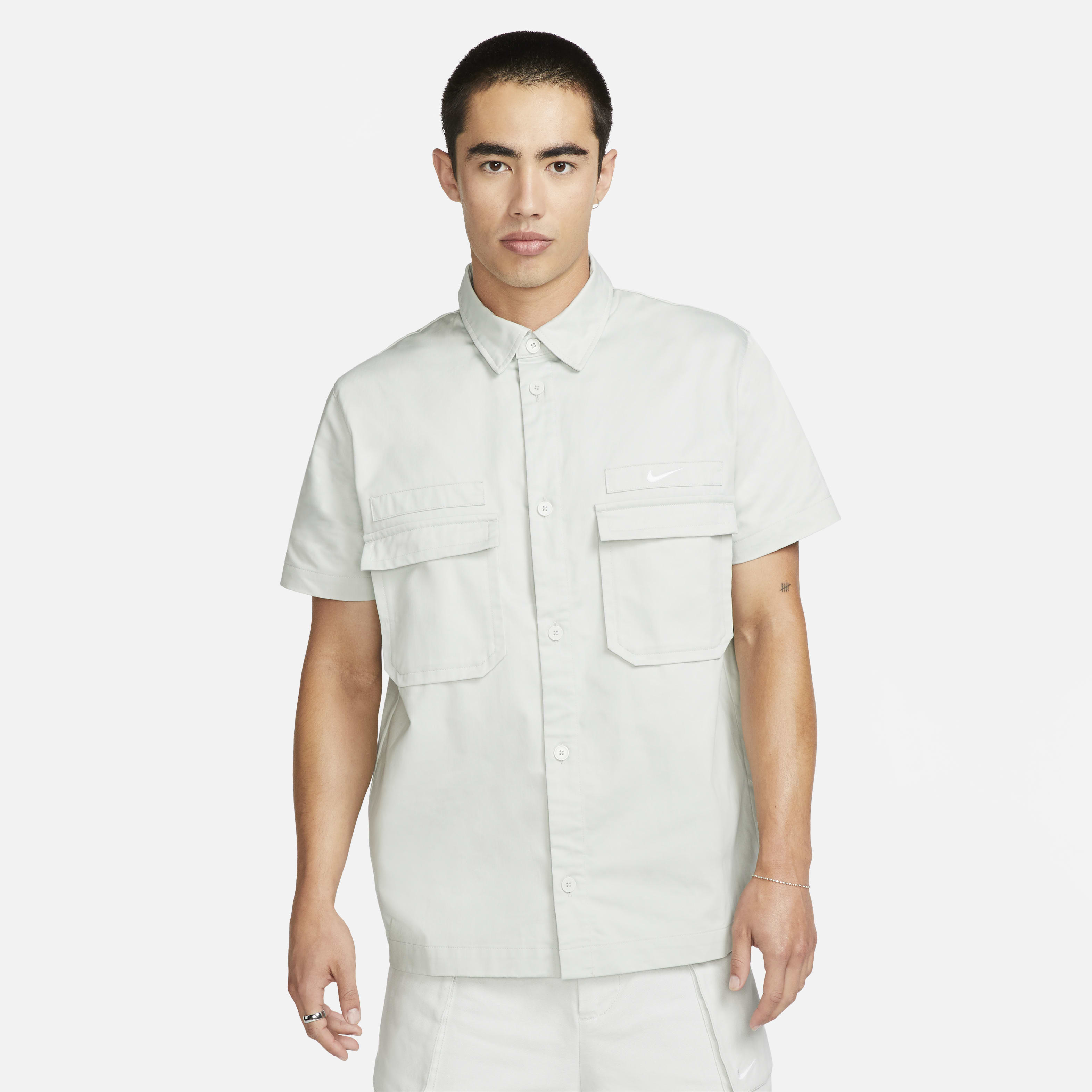 Nike Life Men's Woven Military Short-Sleeve Button-Down Shirt