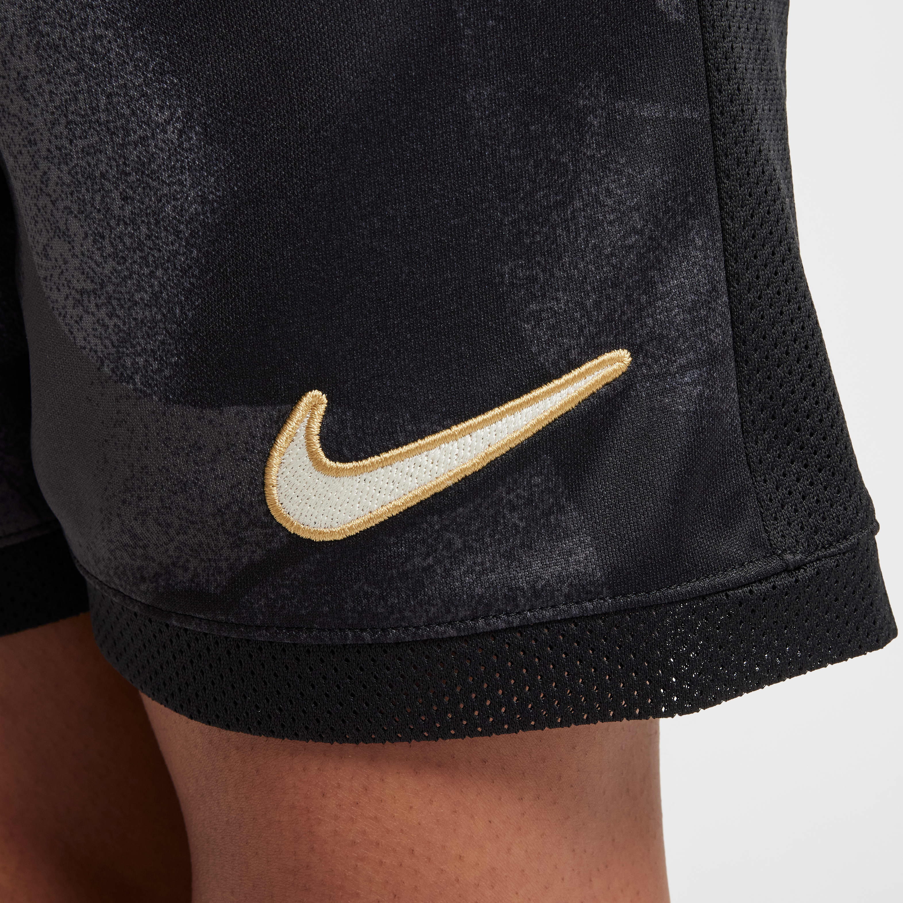 Nike Academy+ Big Kids' Dri-FIT Soccer Shorts