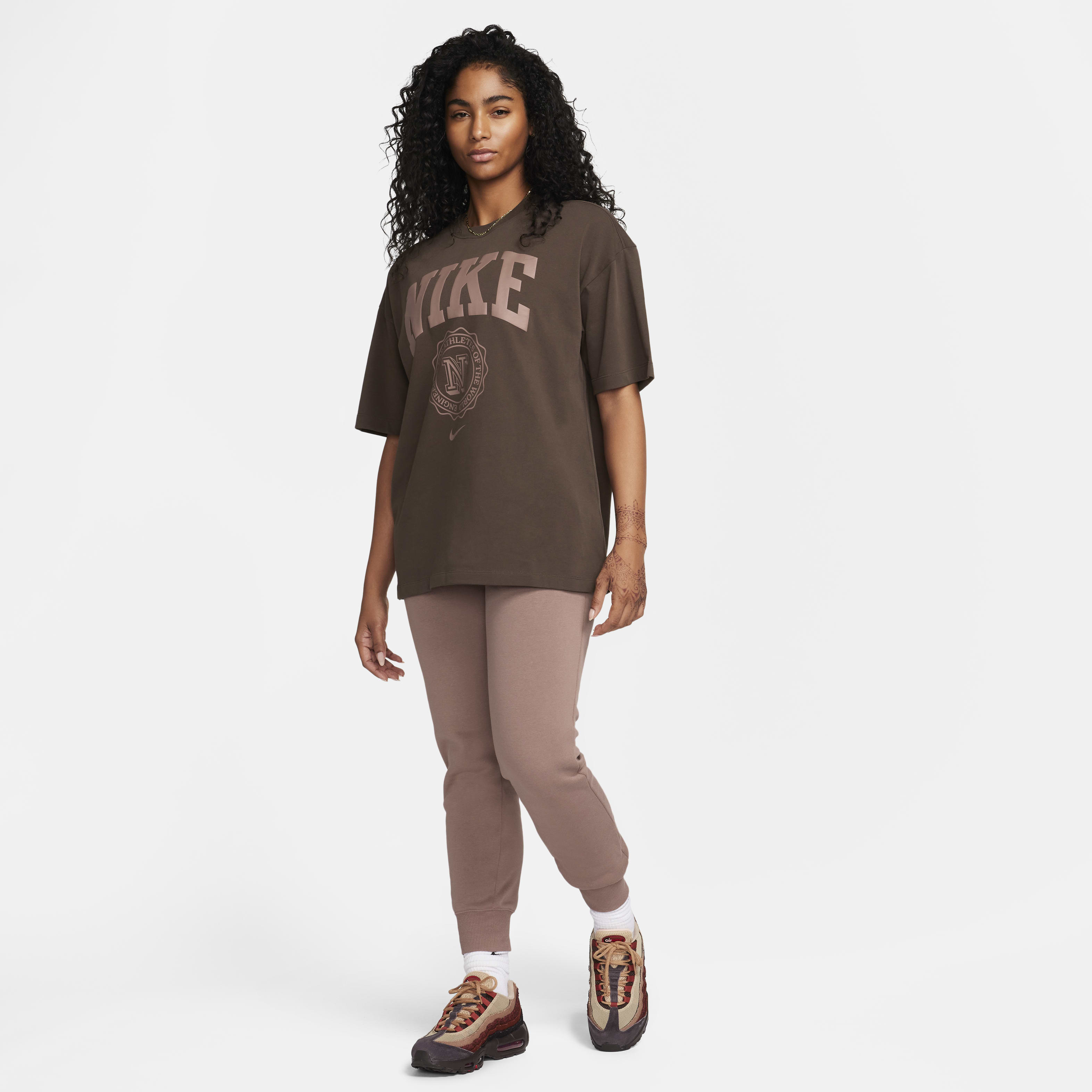 Nike Sportswear Essentials Women's T-Shirt