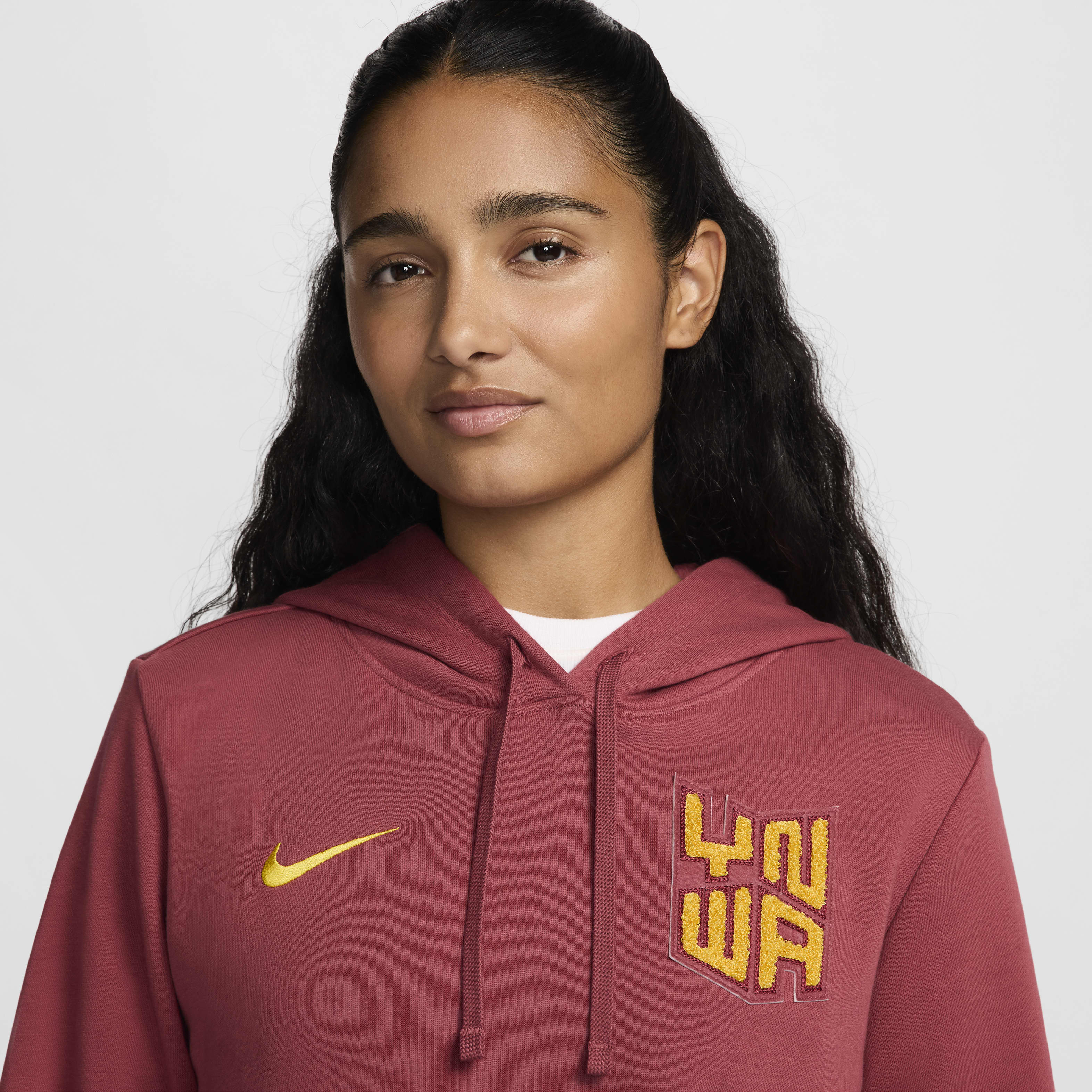 Liverpool FC Club Fleece Women's Nike Soccer Pullover Hoodie