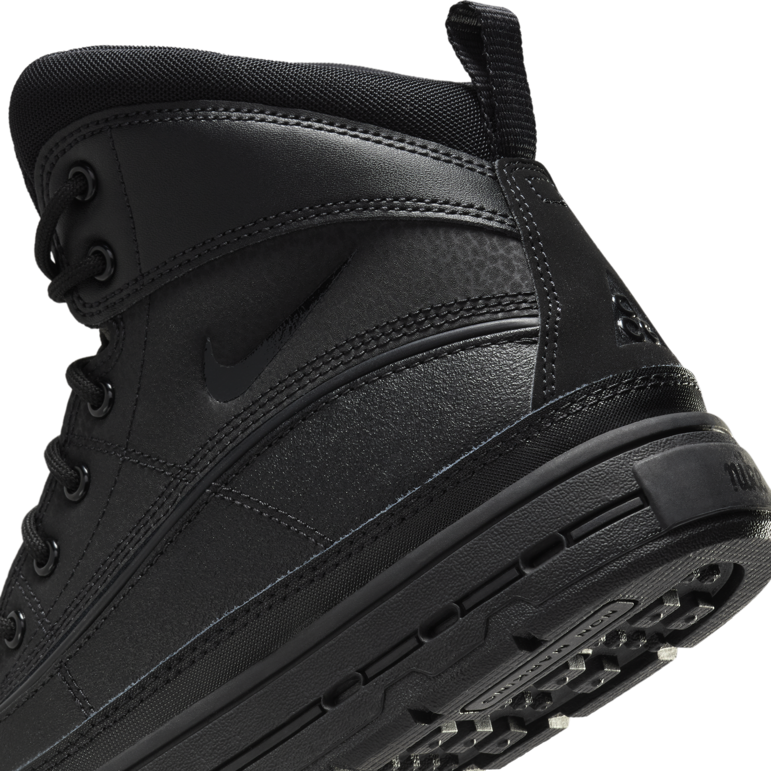 Nike Woodside 2 High Big Kids' Boots