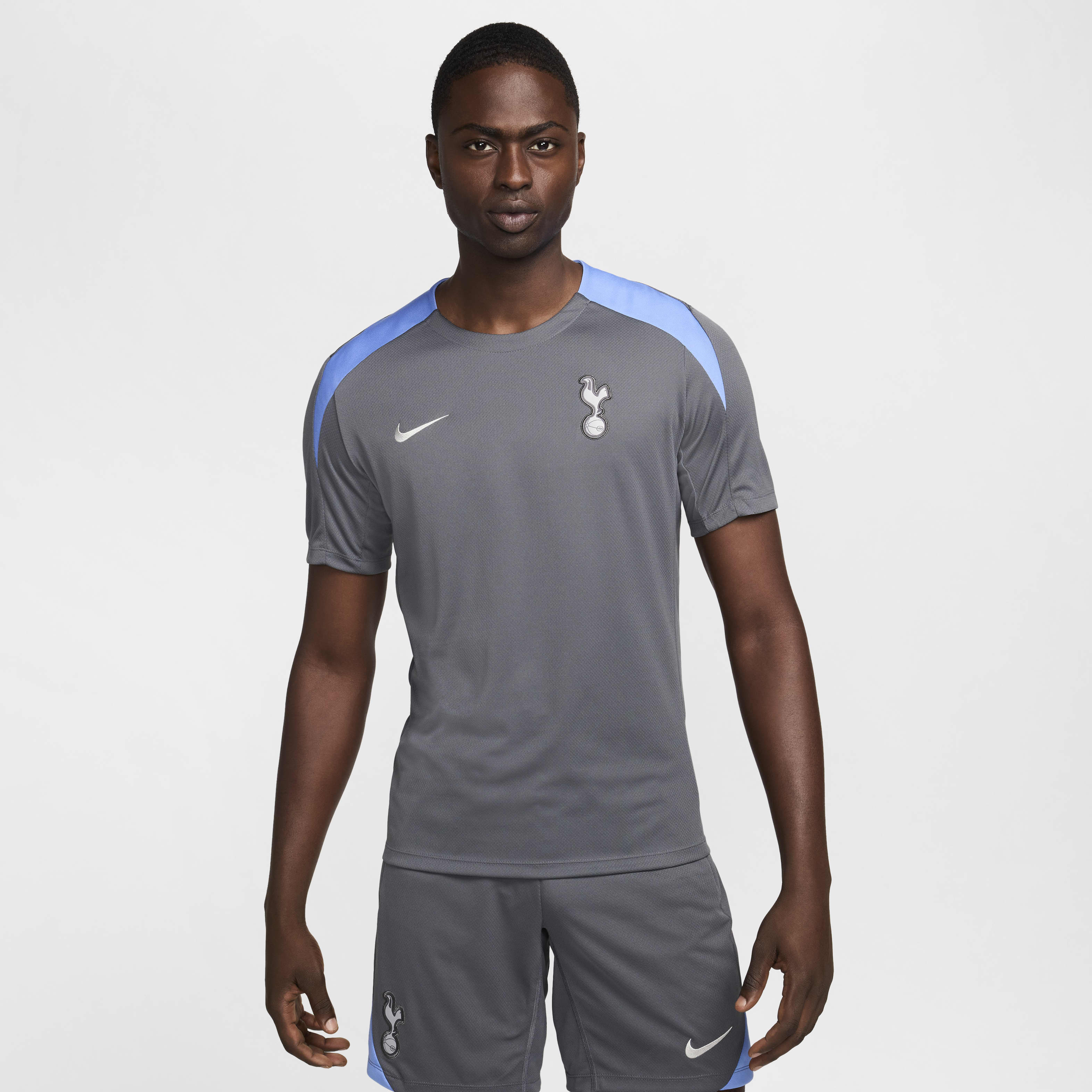 nike tottenham hotspur strike