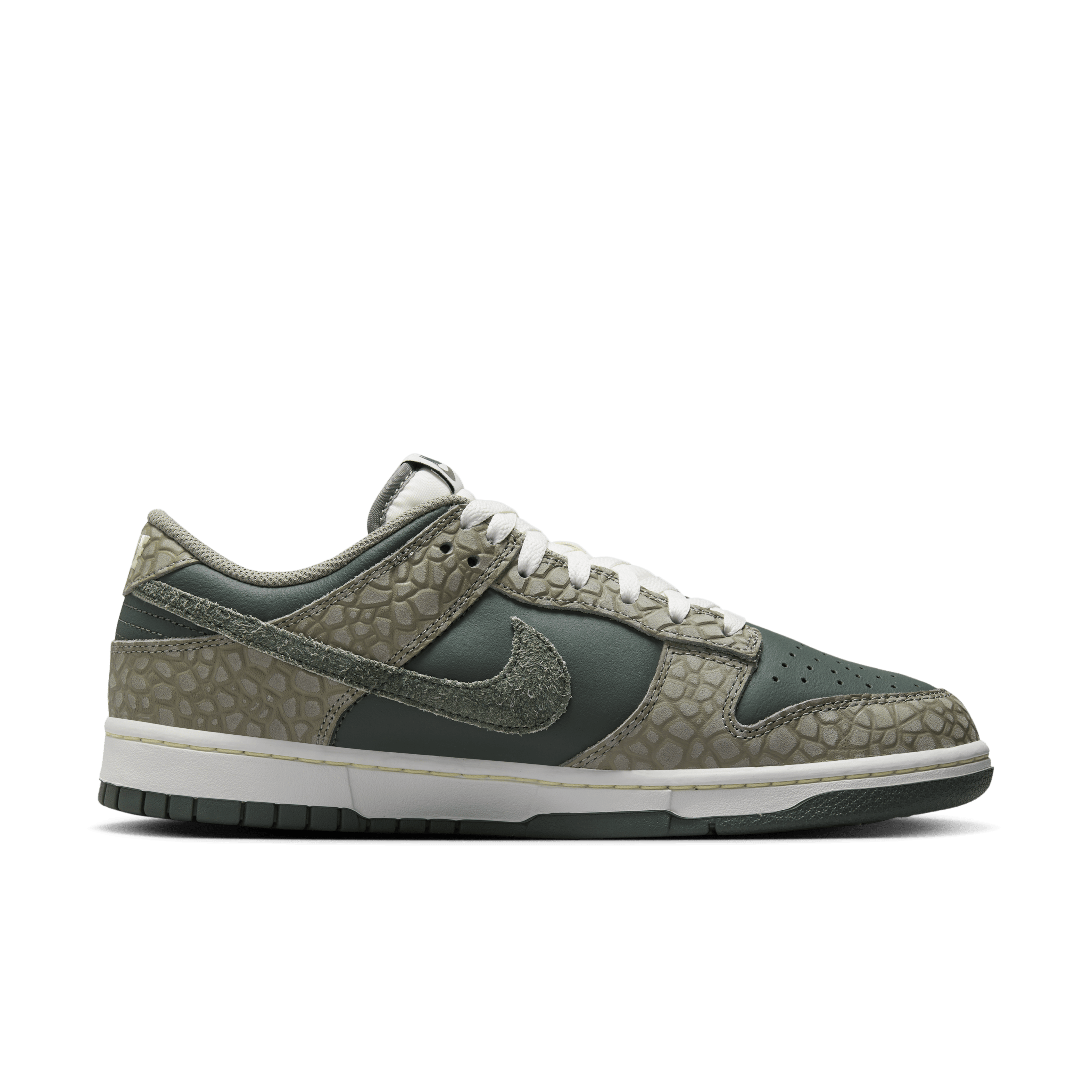 Nike Dunk Low Retro Premium Men's Shoes